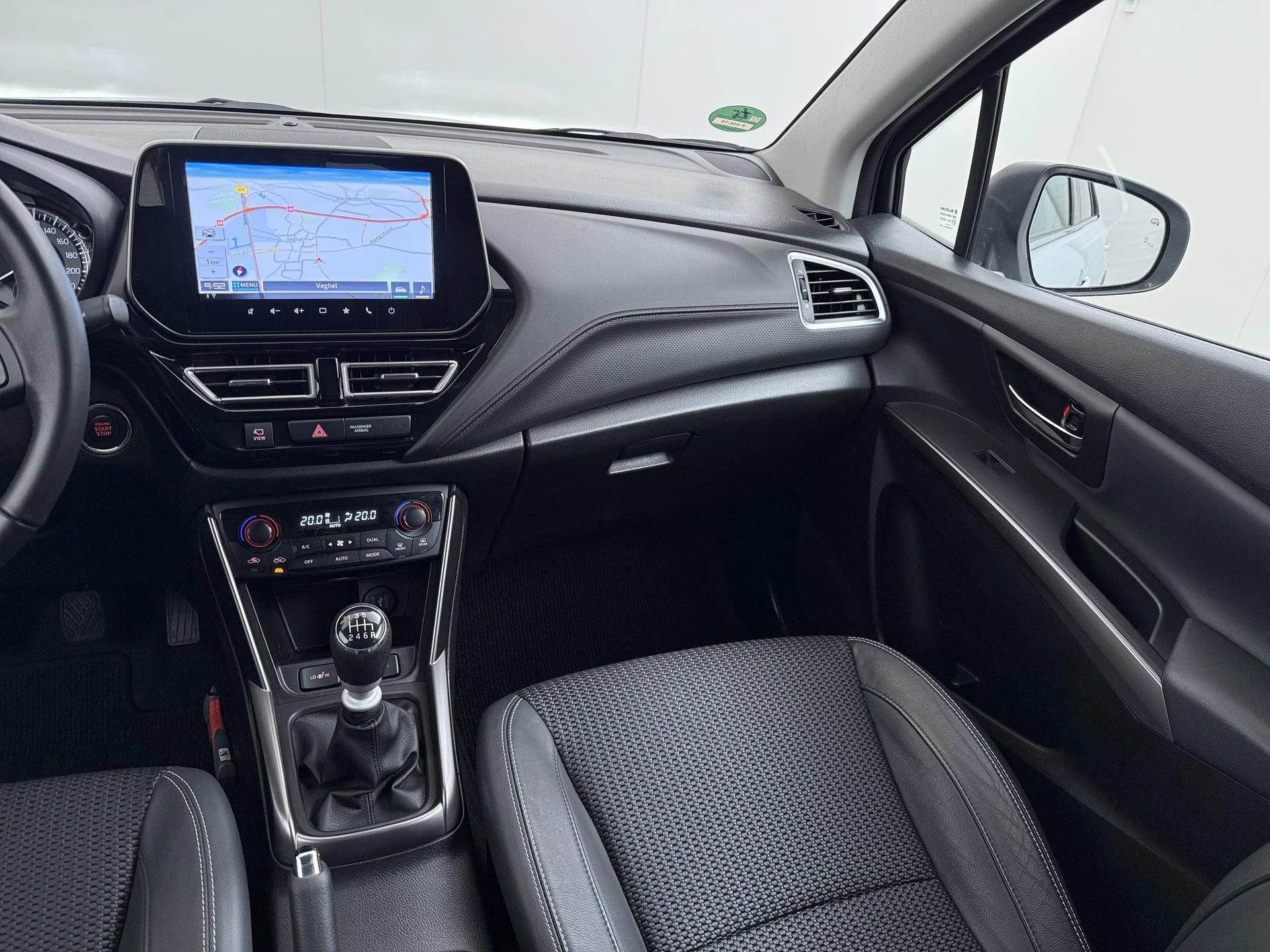 Suzuki-S-Cross-image-22