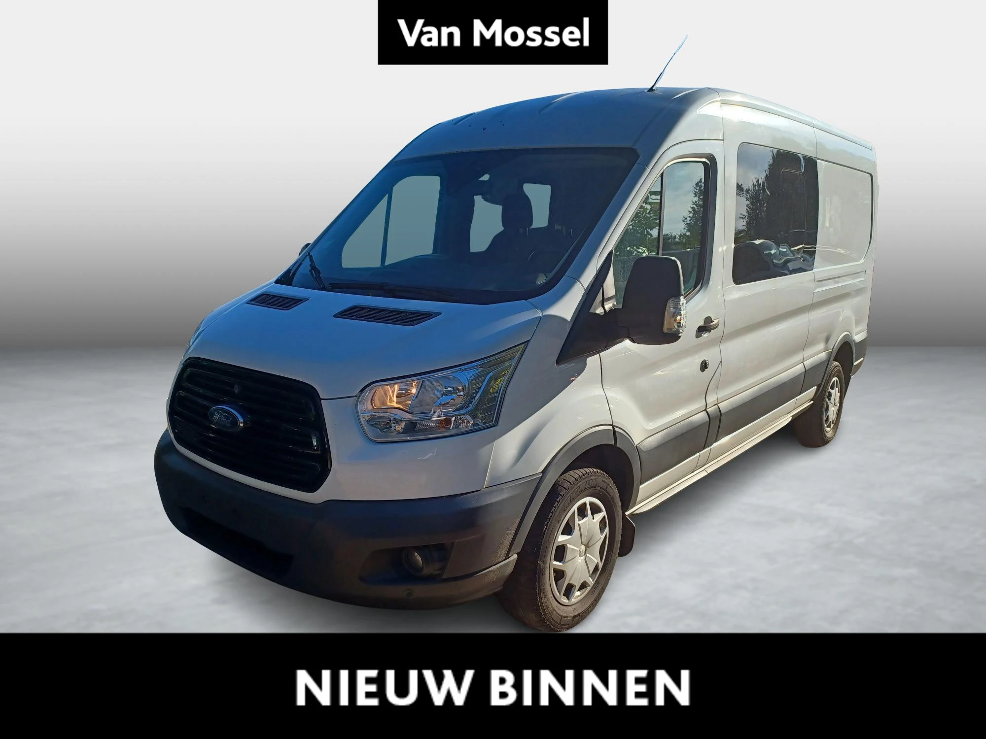 Ford-Transit-image-0