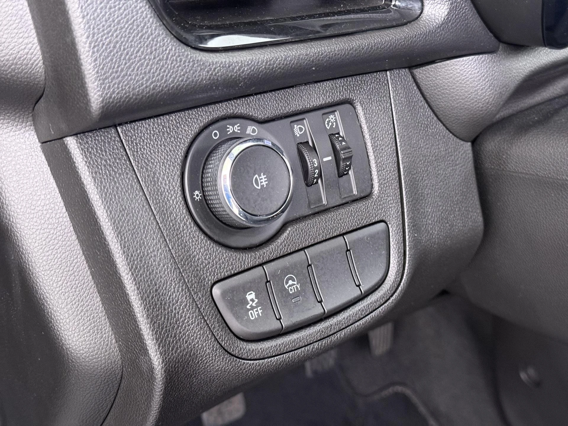 Opel-KARL-image-14