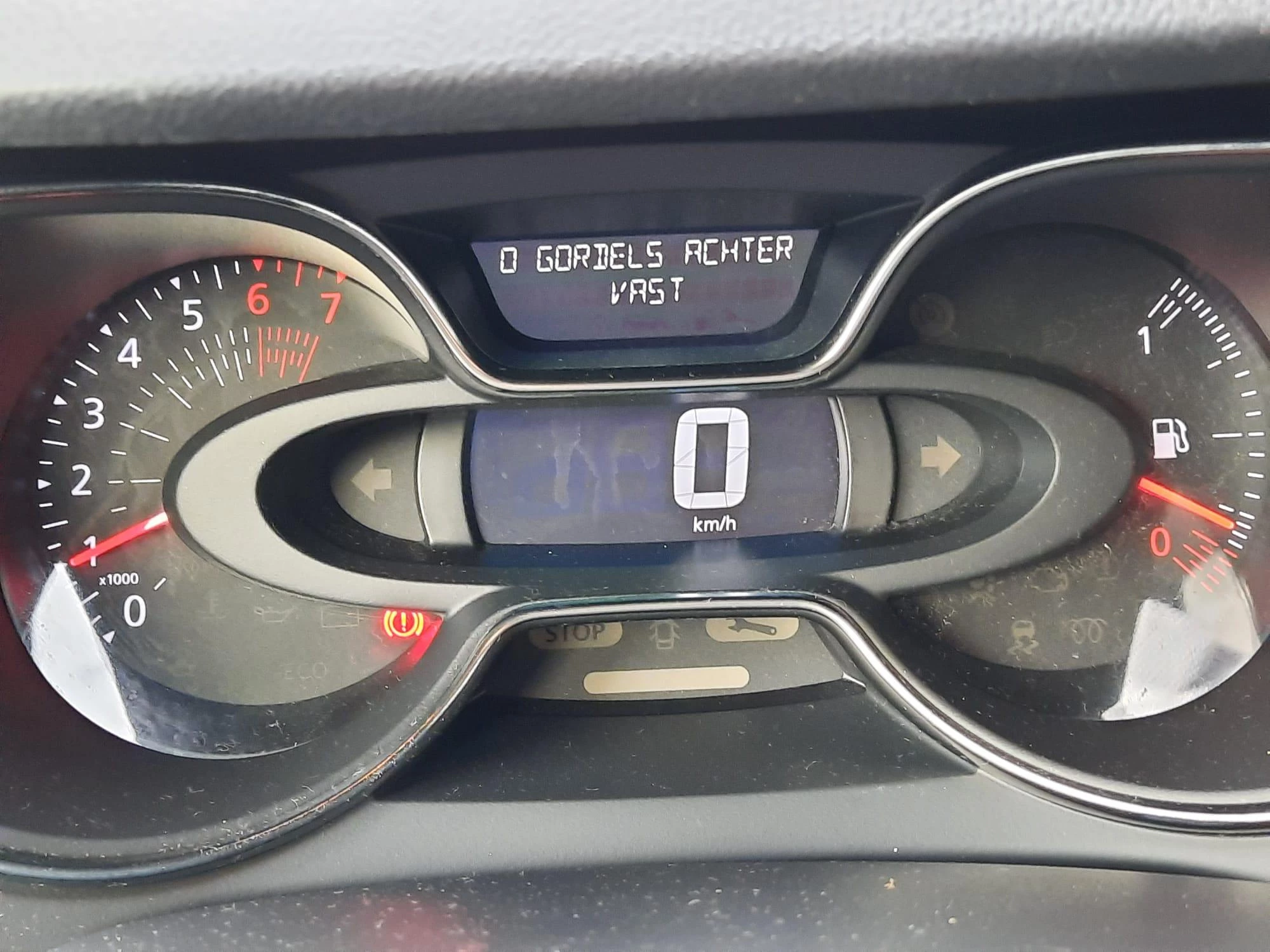 Renault-Captur-image-12