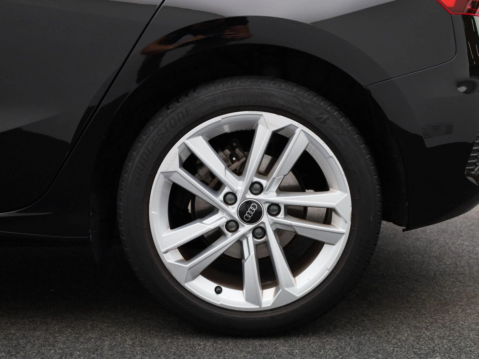 Audi A3 Sportback 30 TFSI S edition