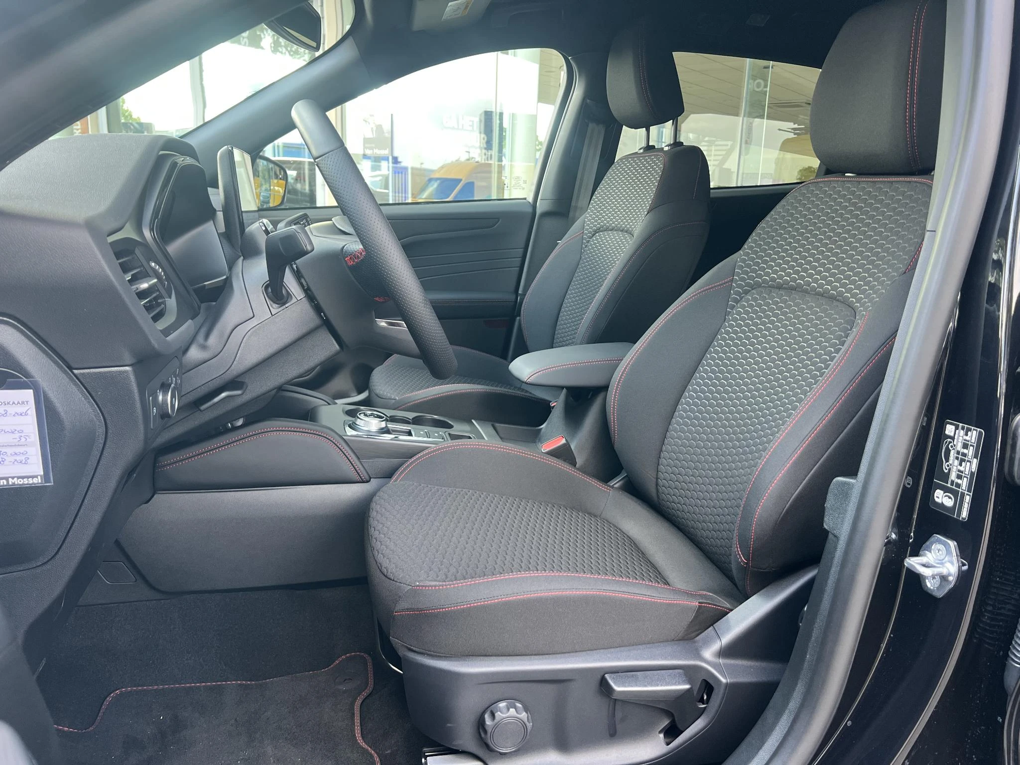 Ford-Kuga-image-11