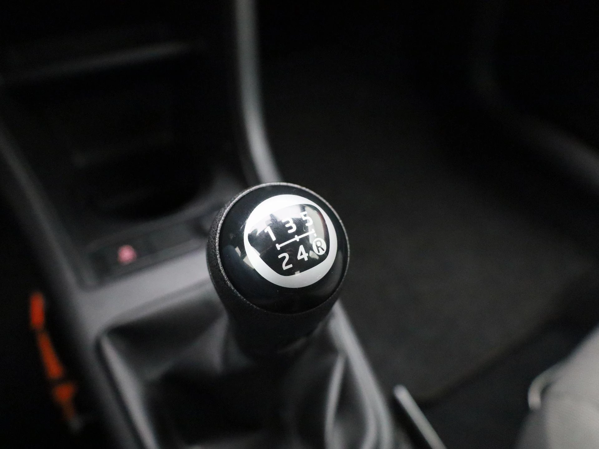 Volkswagen-up!-image-19