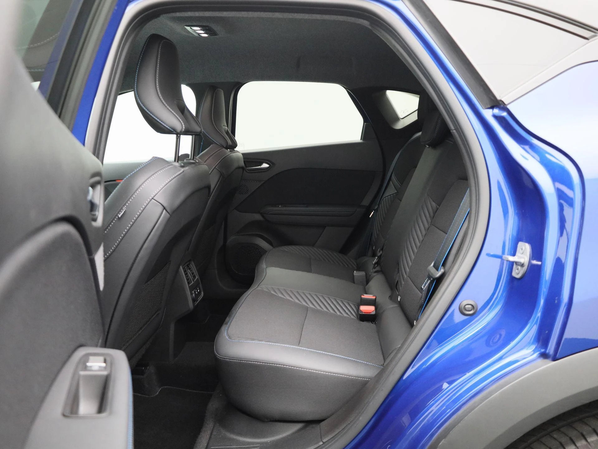 Renault Captur 1.8 E-Tech full hybrid 160 Pk Esprit Alpine