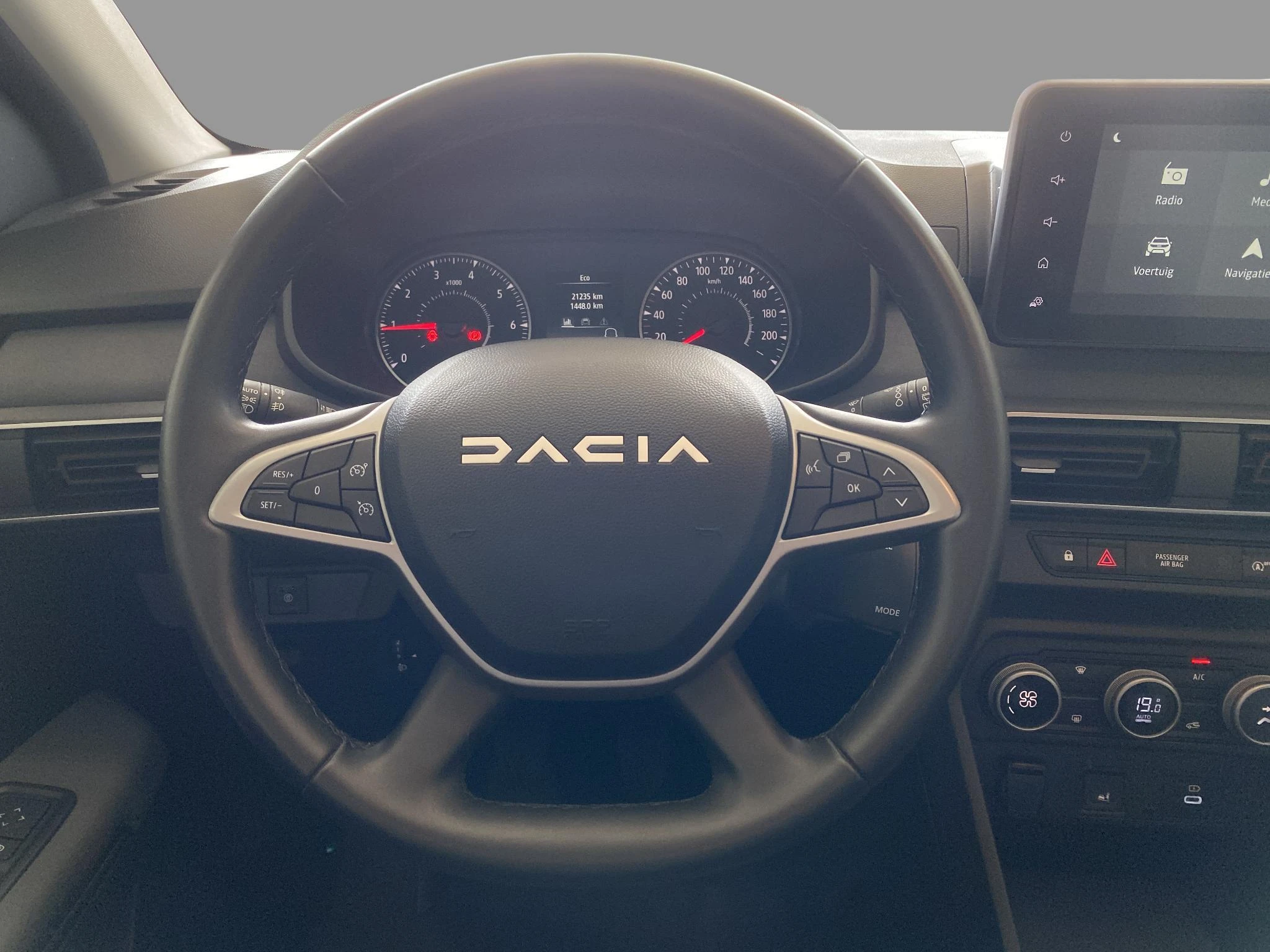 Dacia-Sandero Stepway-image-11