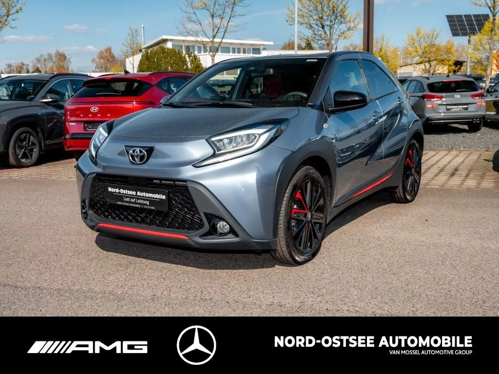 Toyota Aygo X 1.0 UNDERCOVER KAMERA TEMPO SITZHZGAB70 AYGO X 1.0 UNDERCOVER KAMERA TEMPO SITZHZG