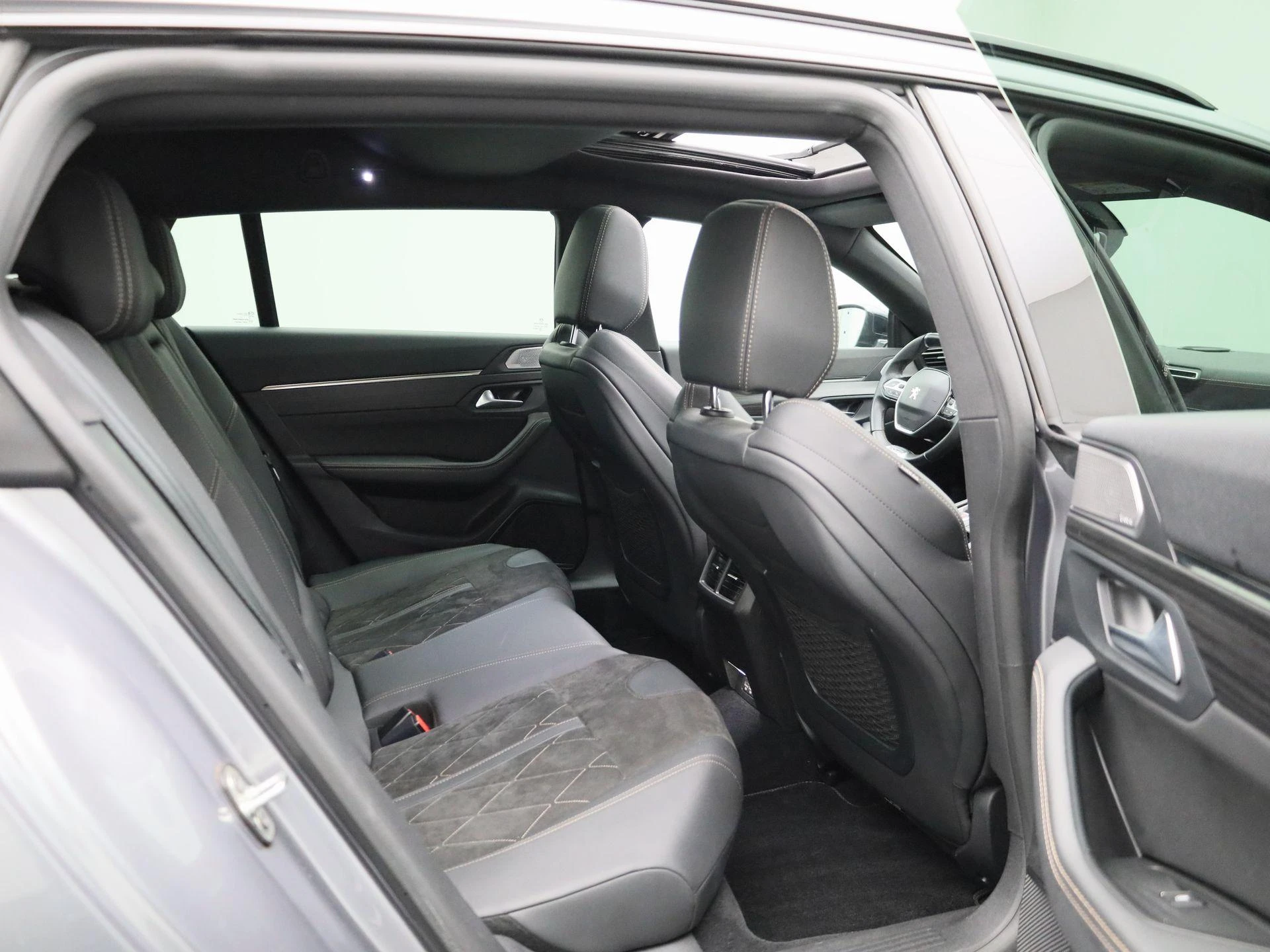 Peugeot-508-image-44