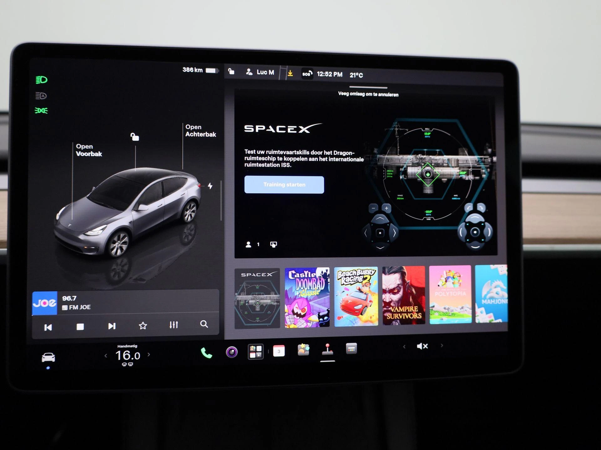 Tesla-Model Y-image-28