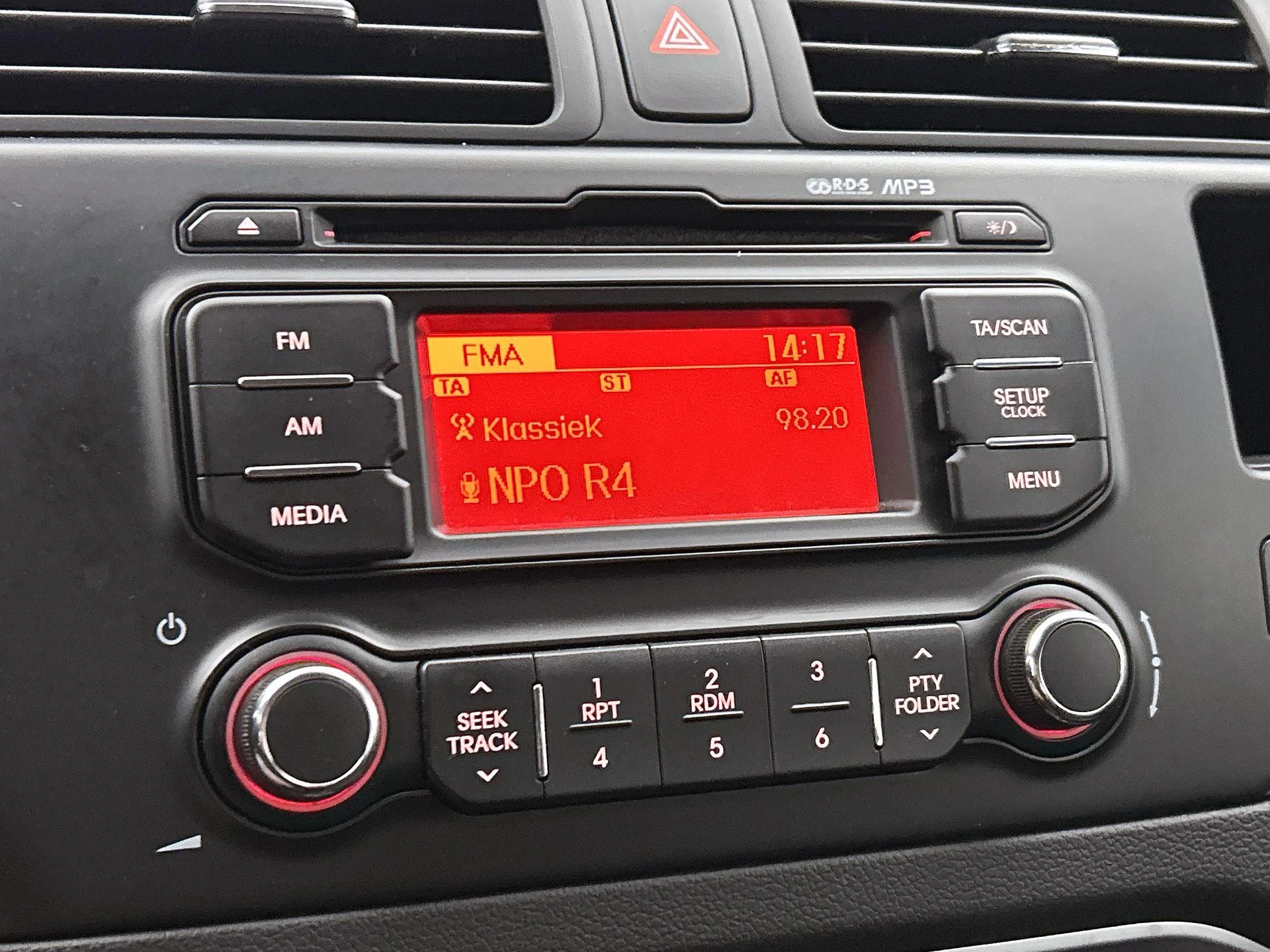 Kia-Rio-image-24