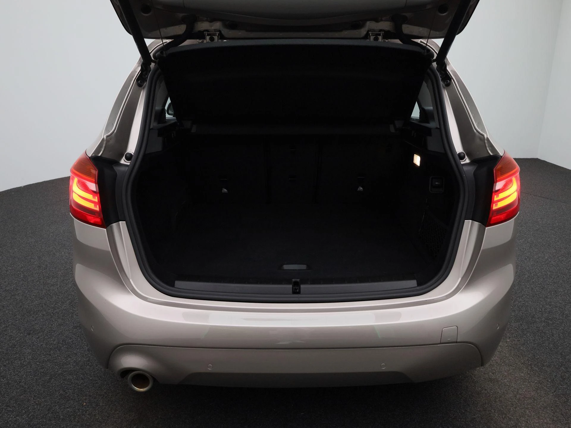 BMW-2 Reeks-image-11