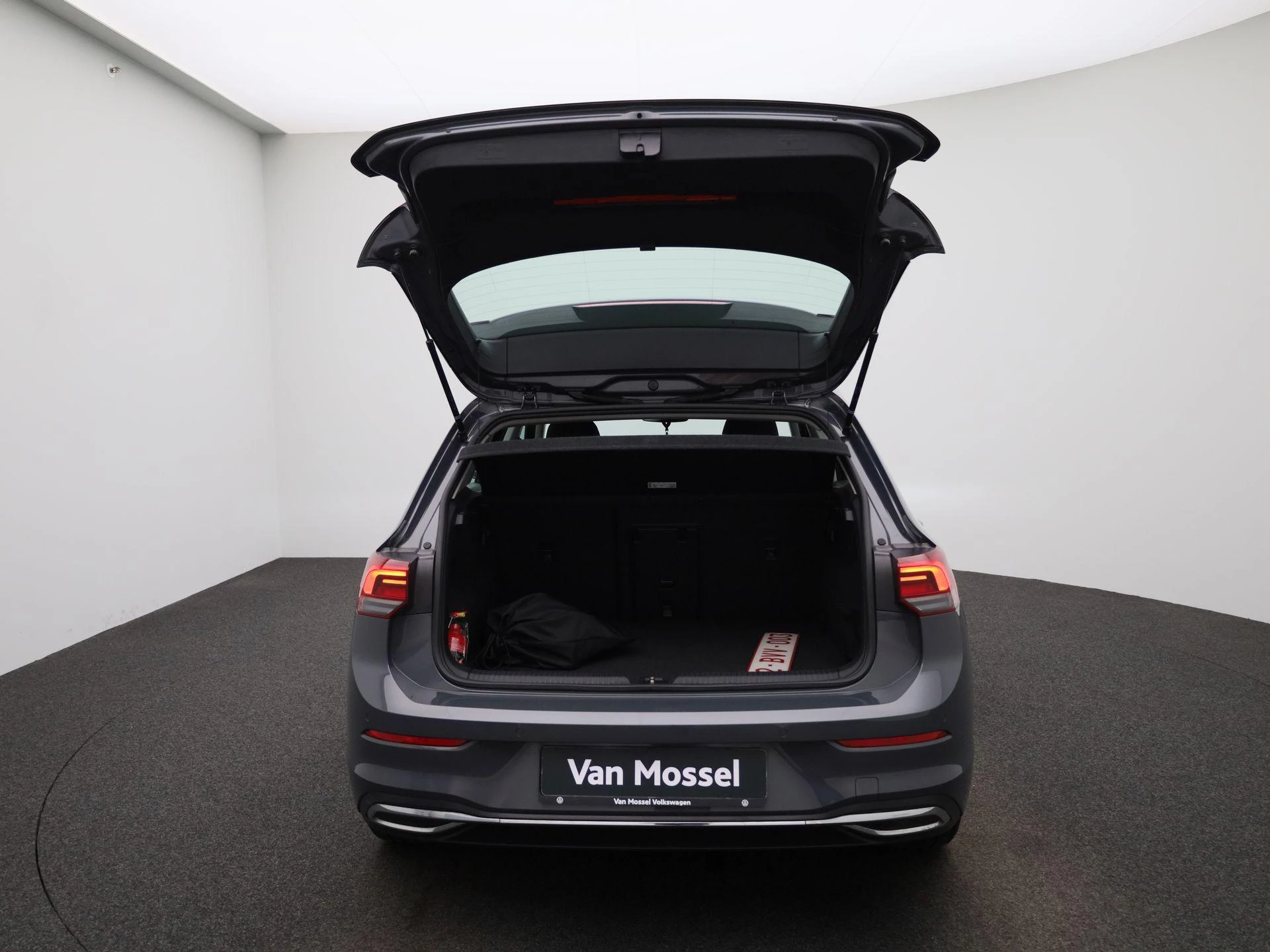 Volkswagen Golf VIII 1.4 eHybrid Life DSG