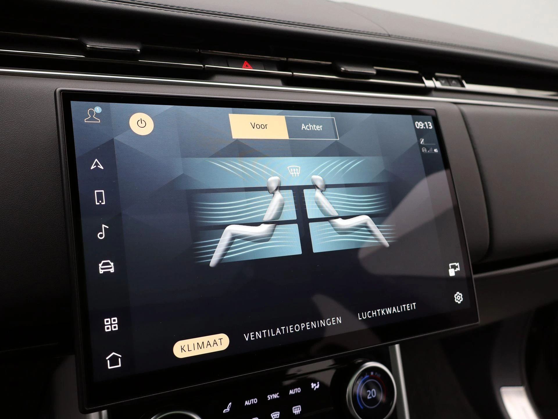 Land Rover-Range Rover-image-26