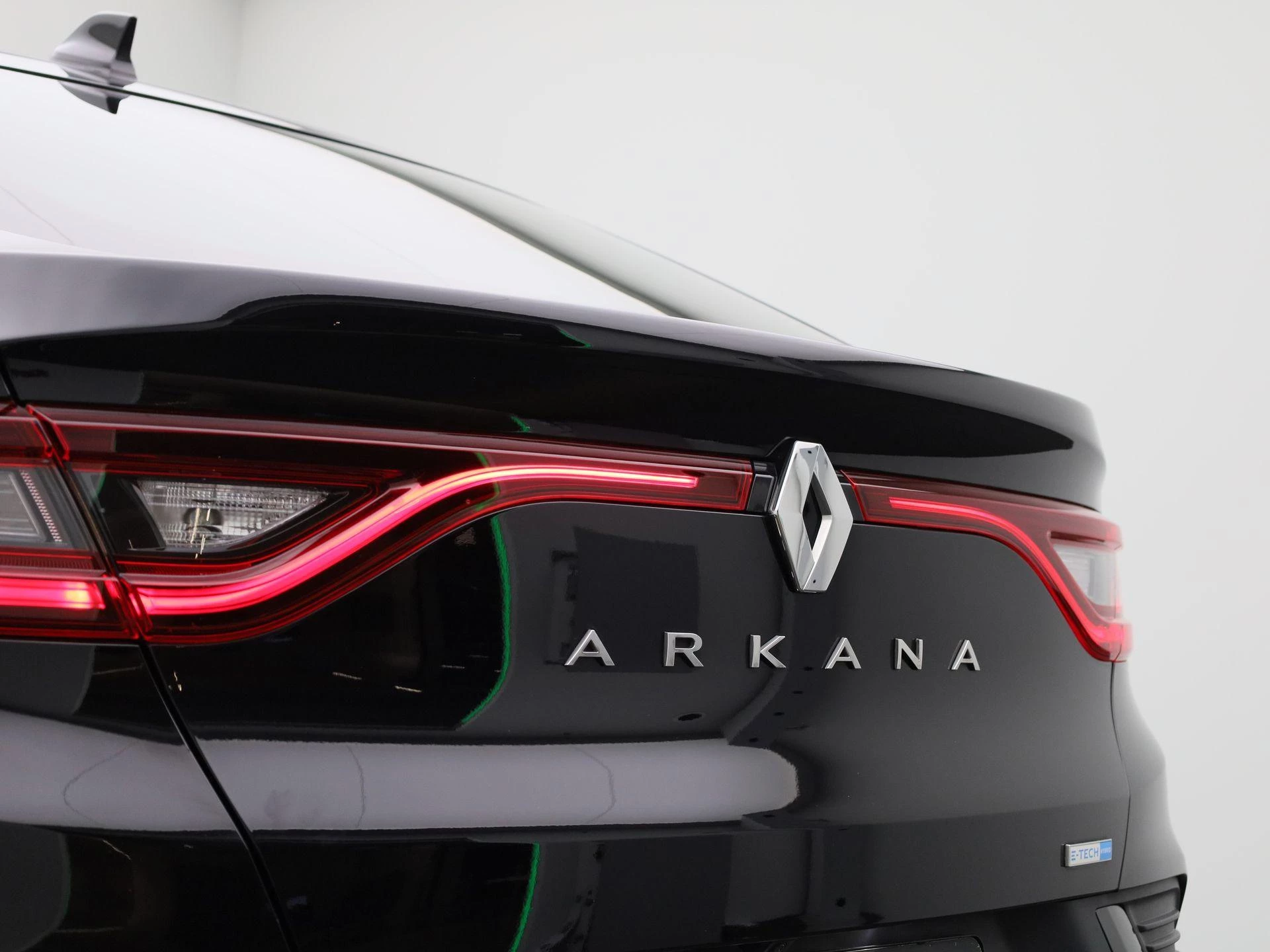 Renault-Arkana-image-36