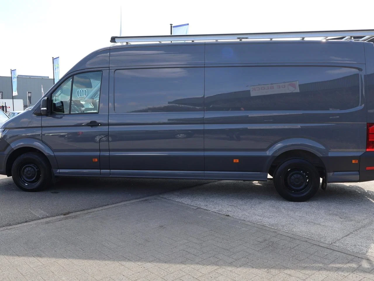 Volkswagen-Crafter-image-6