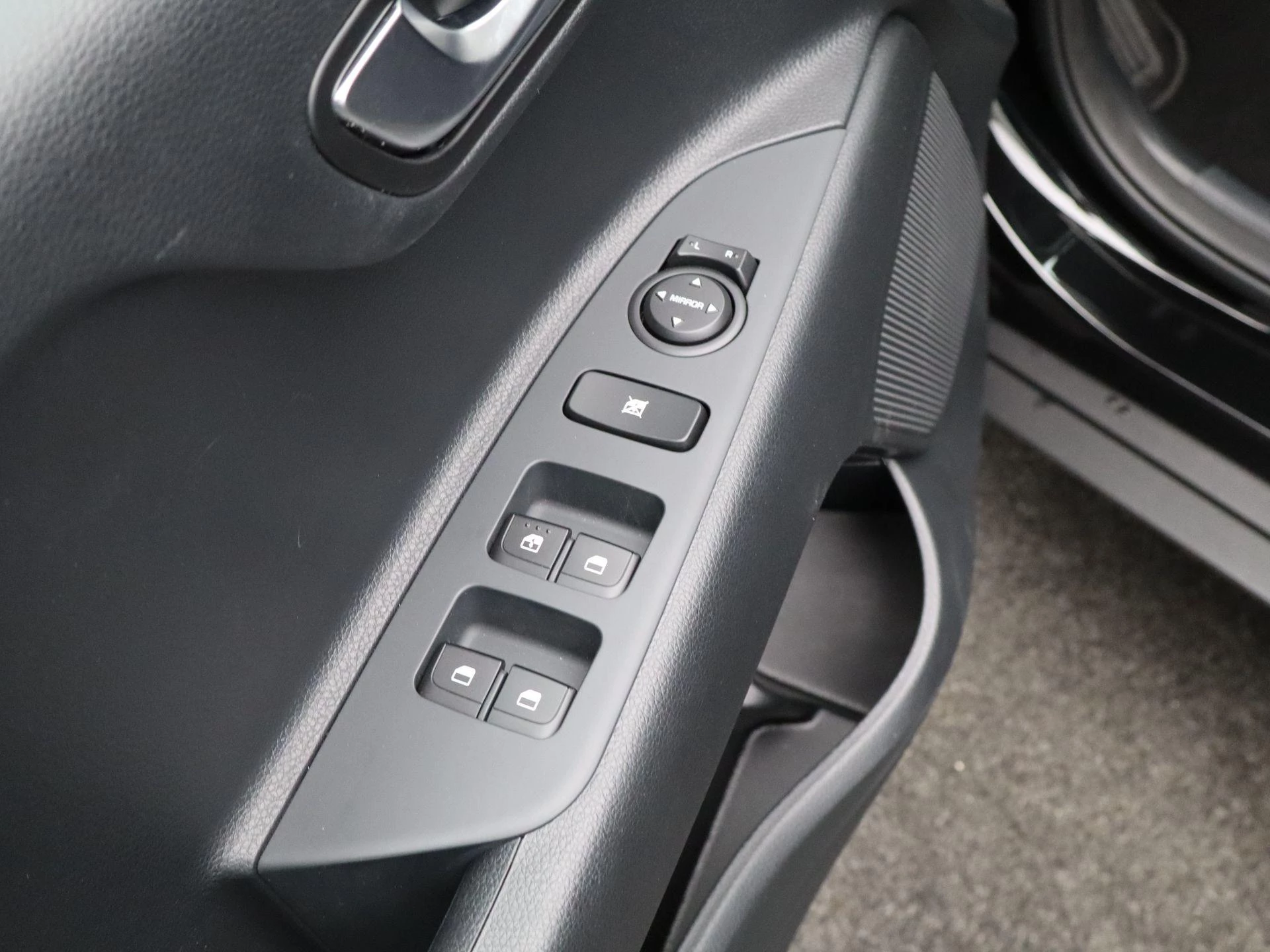 Kia Stonic 1.0 T-GDi MHEV DynamicLine
