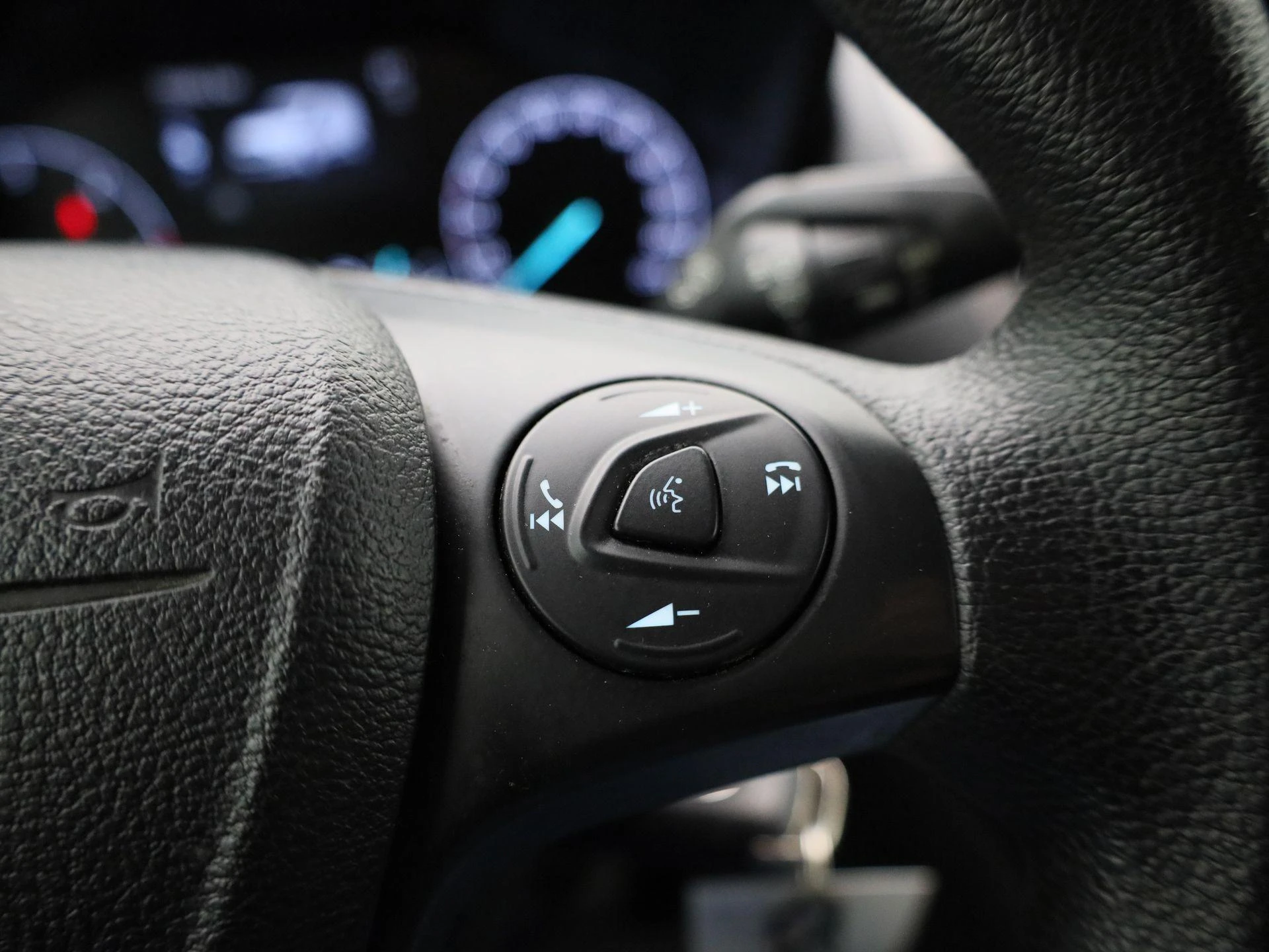 Ford-Transit Connect-image-12