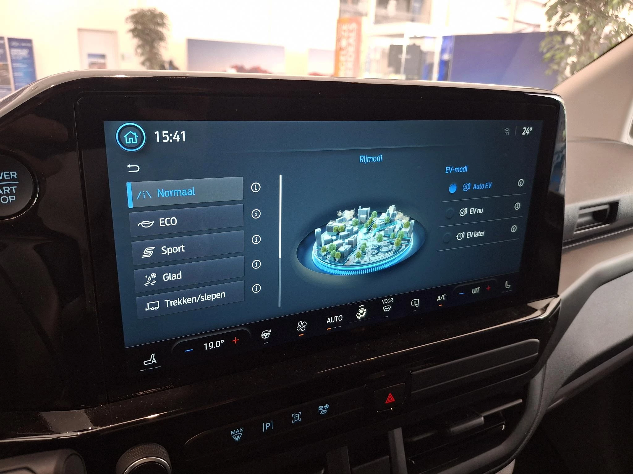 Ford-Transit Custom-image-14