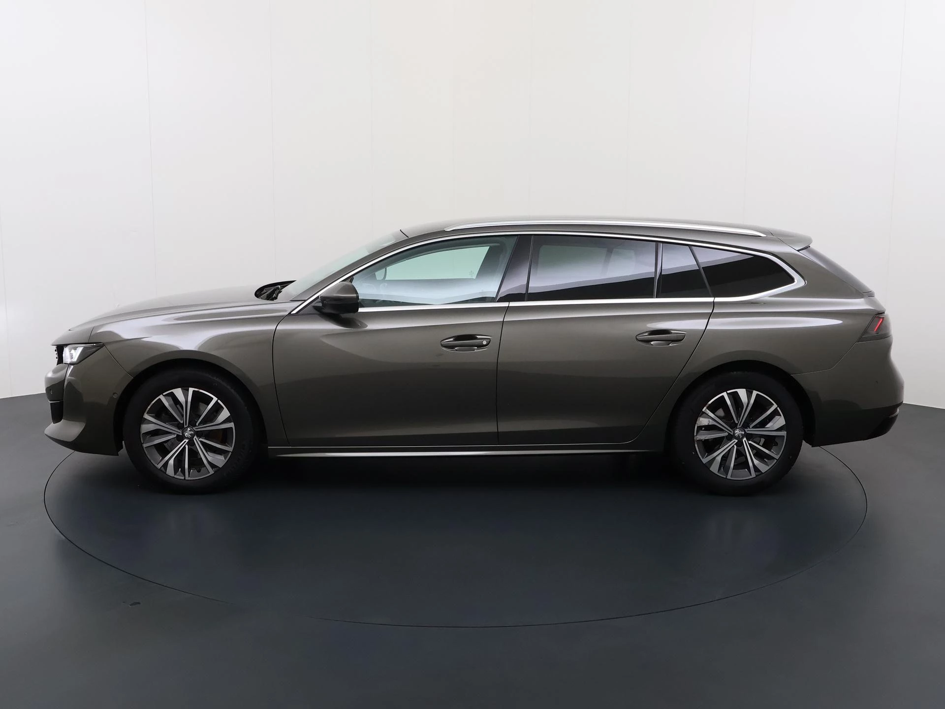 Peugeot 508 SW 1.6 PureTech Blue Lease Allure