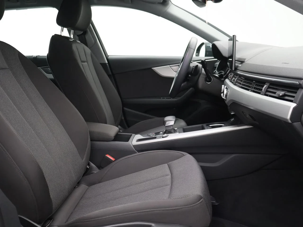 Audi-A4-image-8