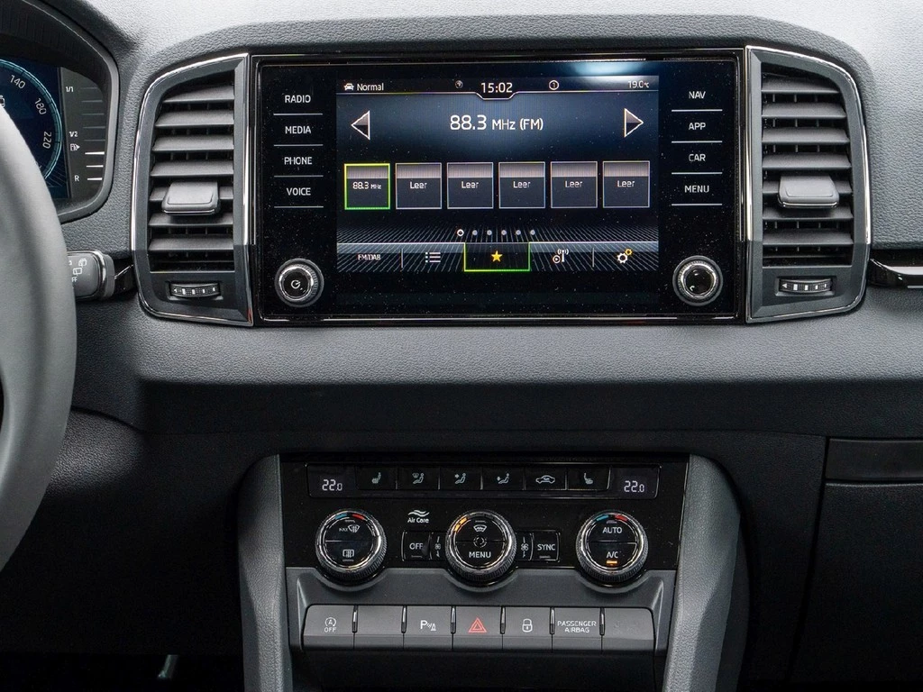 Škoda Karoq 2,0 TDI DSG Tour
