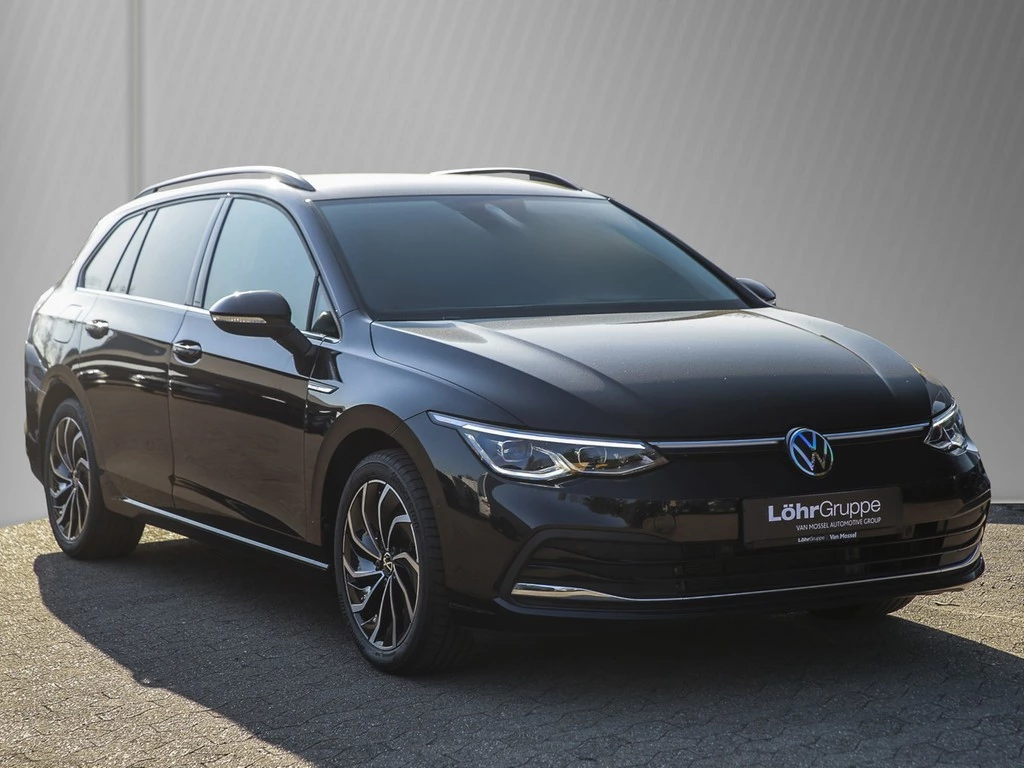 Volkswagen Golf Variant 1.5 eTSI DSG Style AHK/Navi/RFK