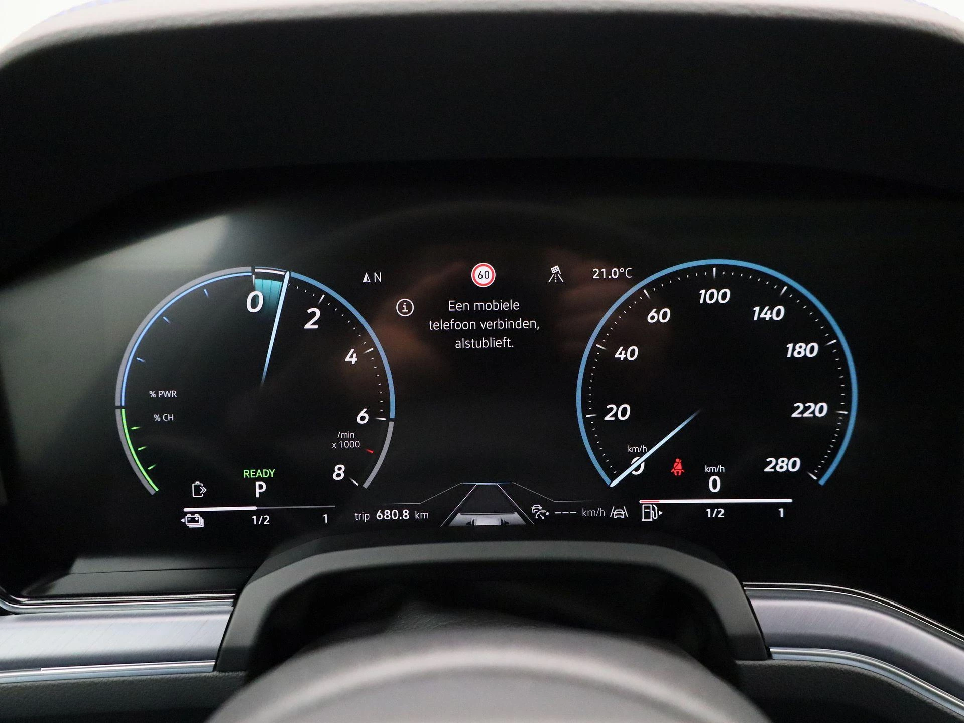 Volkswagen-Touareg-image-15