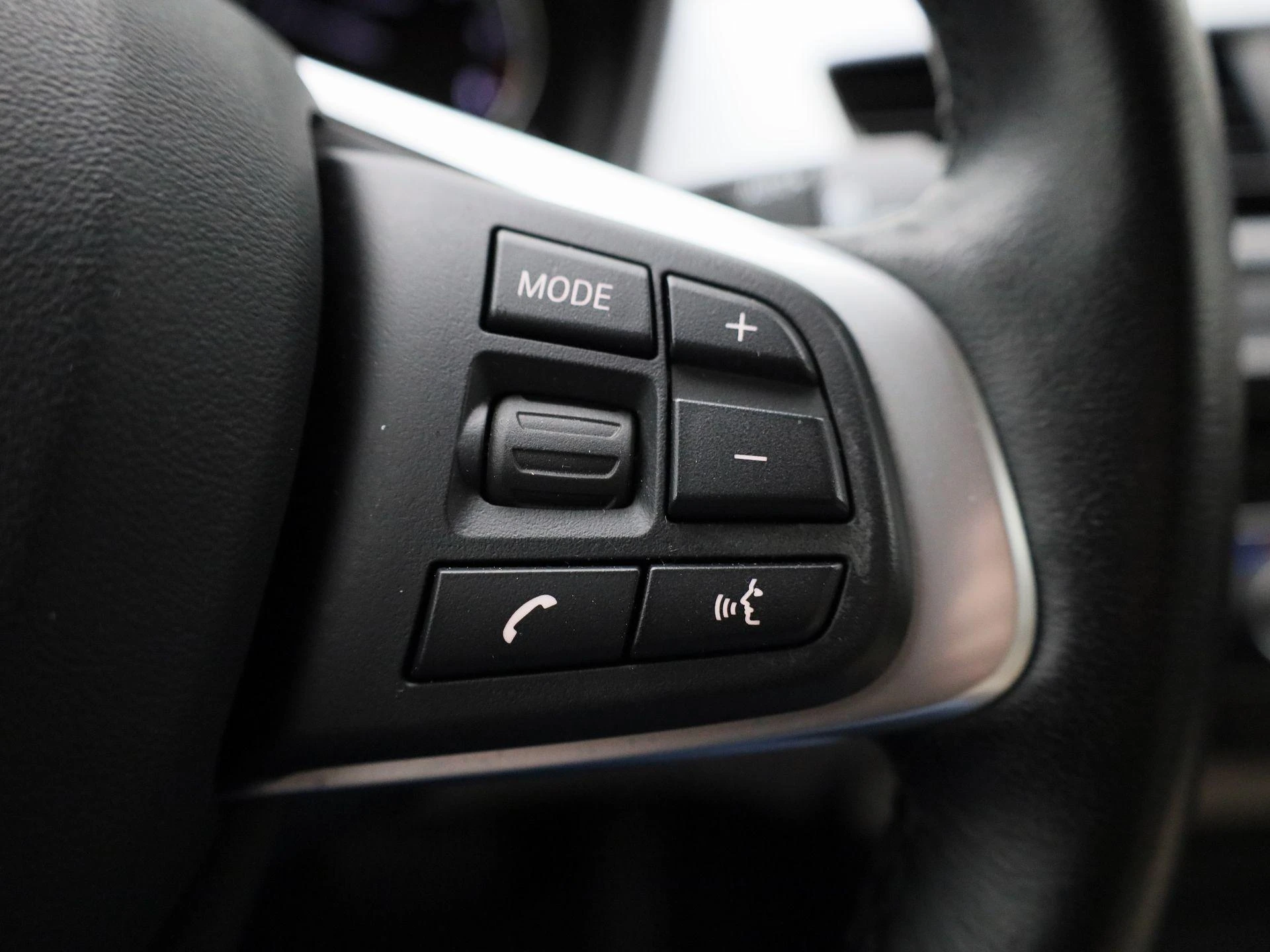 BMW X1 sDrive16dA (85 kW)