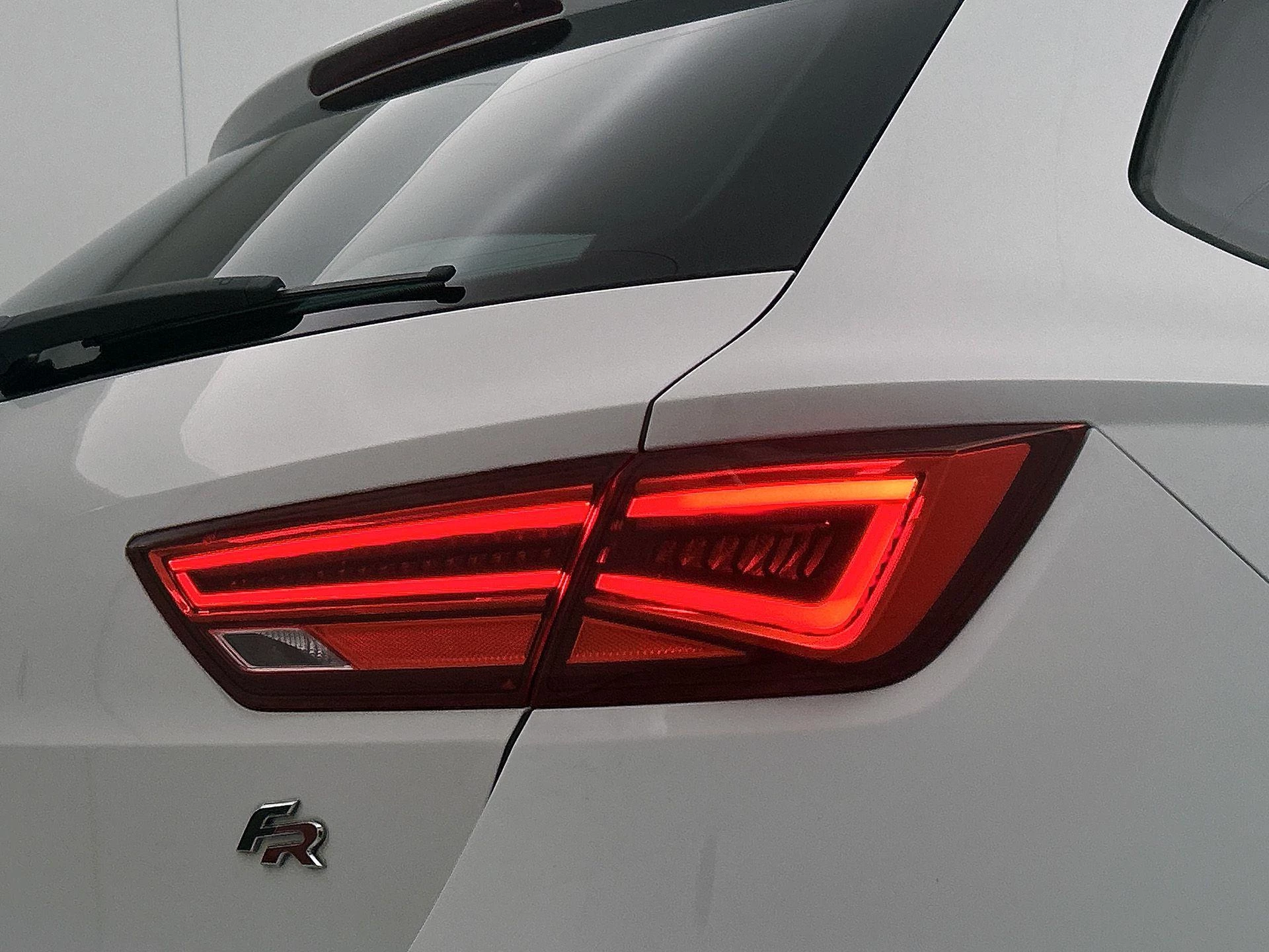 SEAT Leon ST 1.4 EcoTSI FR