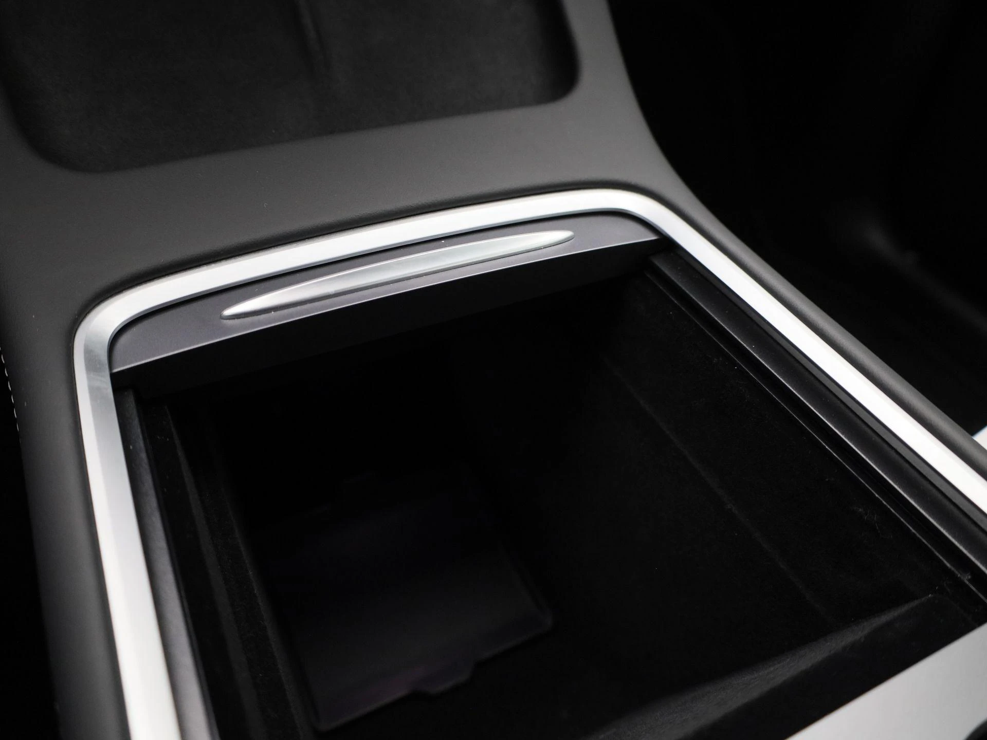 Tesla-Model Y-image-26