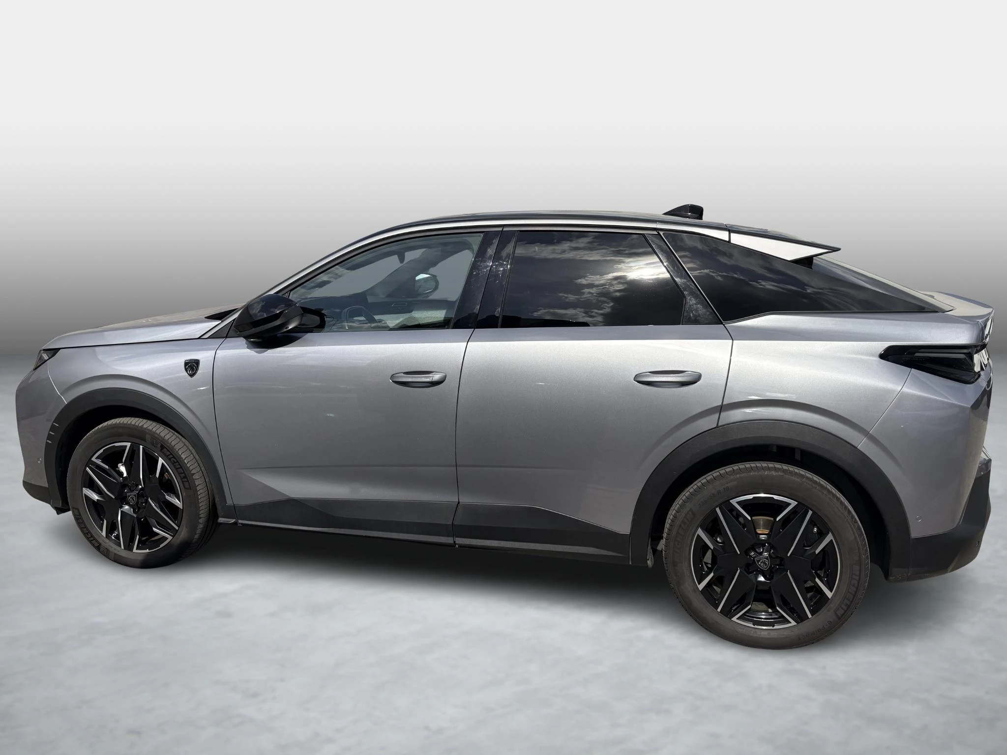 Peugeot 3008 1.2 HYBRID 136 e-DSC6 GT