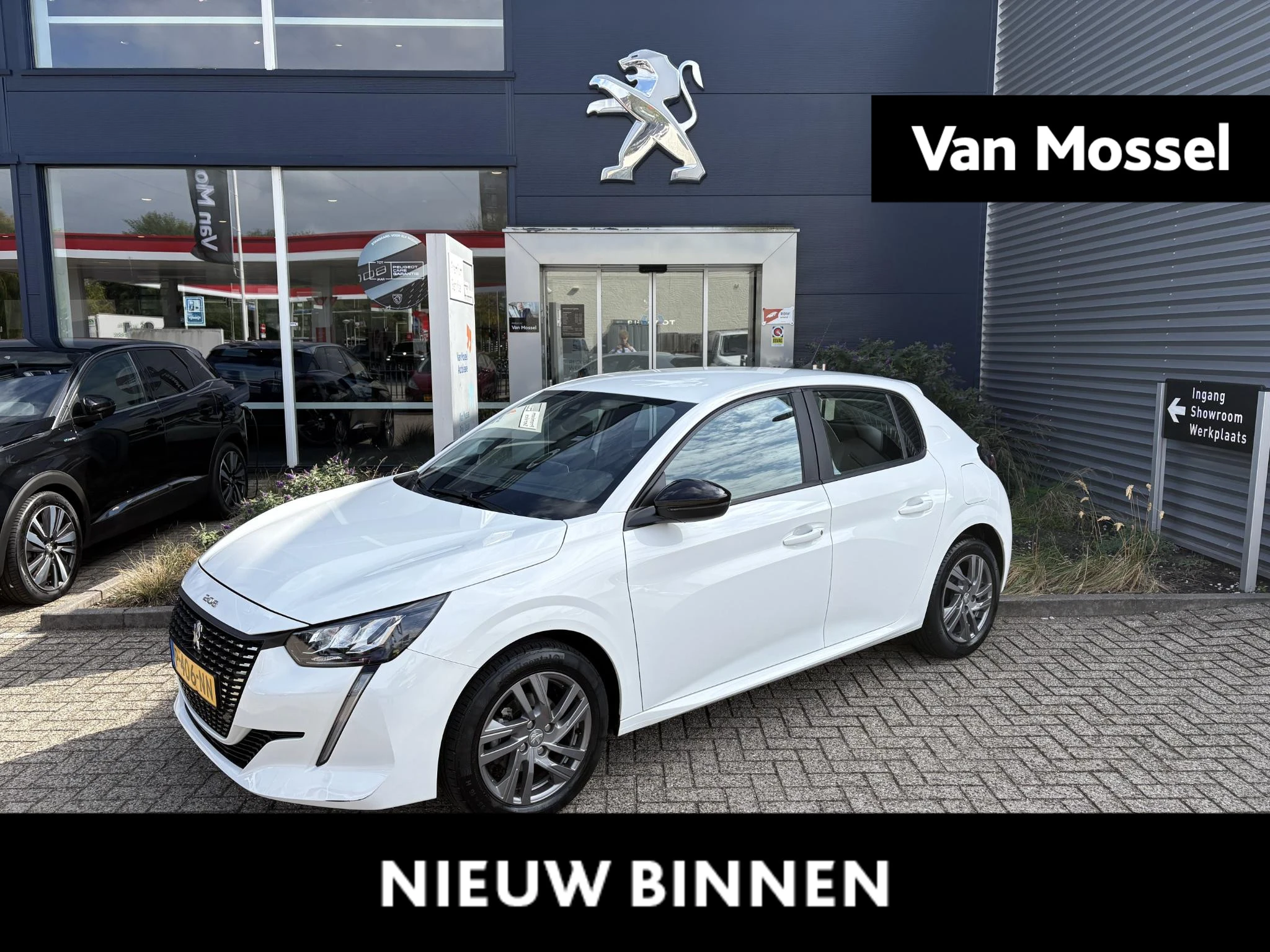 Peugeot-208-image-0