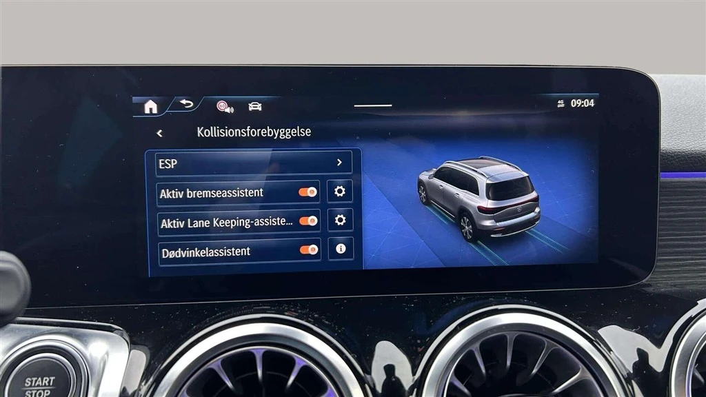 Mercedes-Benz-EQB-image-17