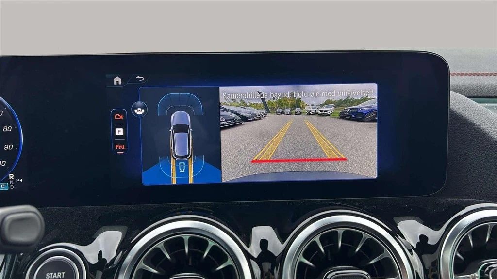 Mercedes-Benz-EQA-image-16