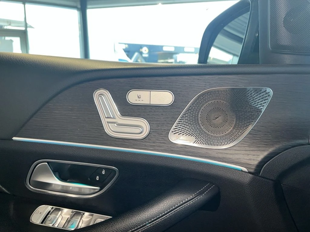 Mercedes-Benz-GLE 400 d-image-8
