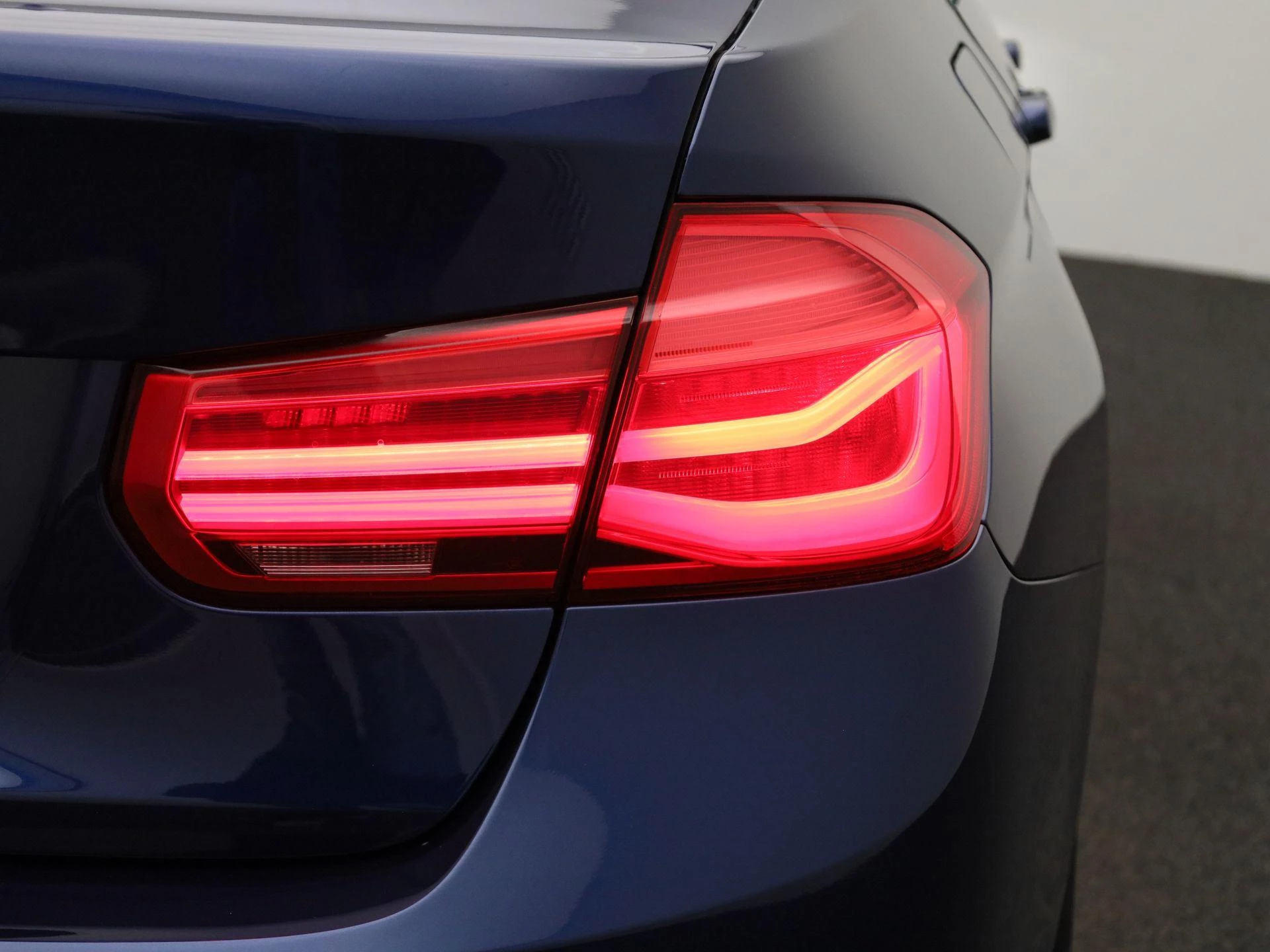 BMW-3 Serie-image-37