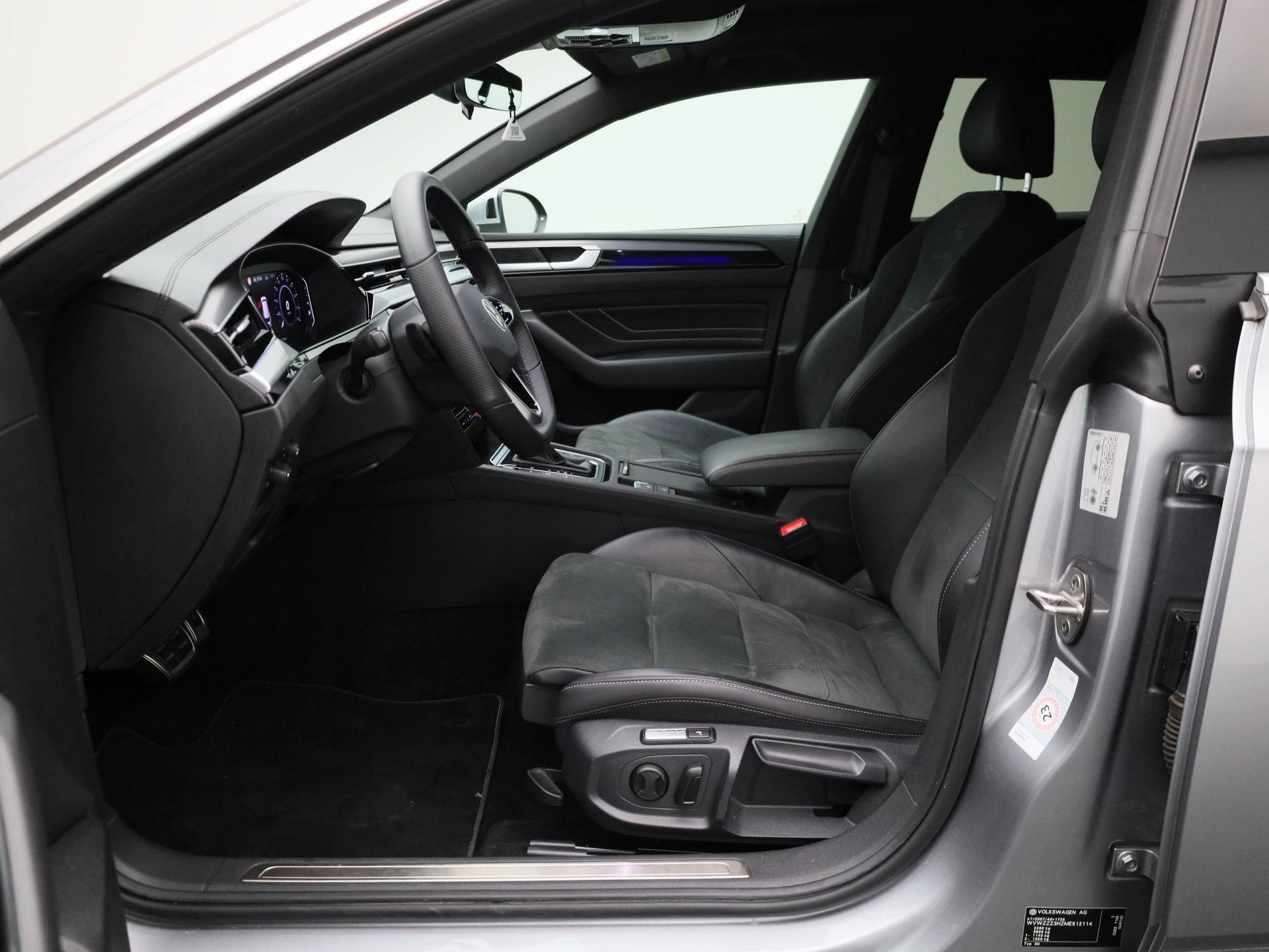 Volkswagen Arteon Shooting Brake 1.4 TSI eHybrid R-Line Business+ 218 PK|