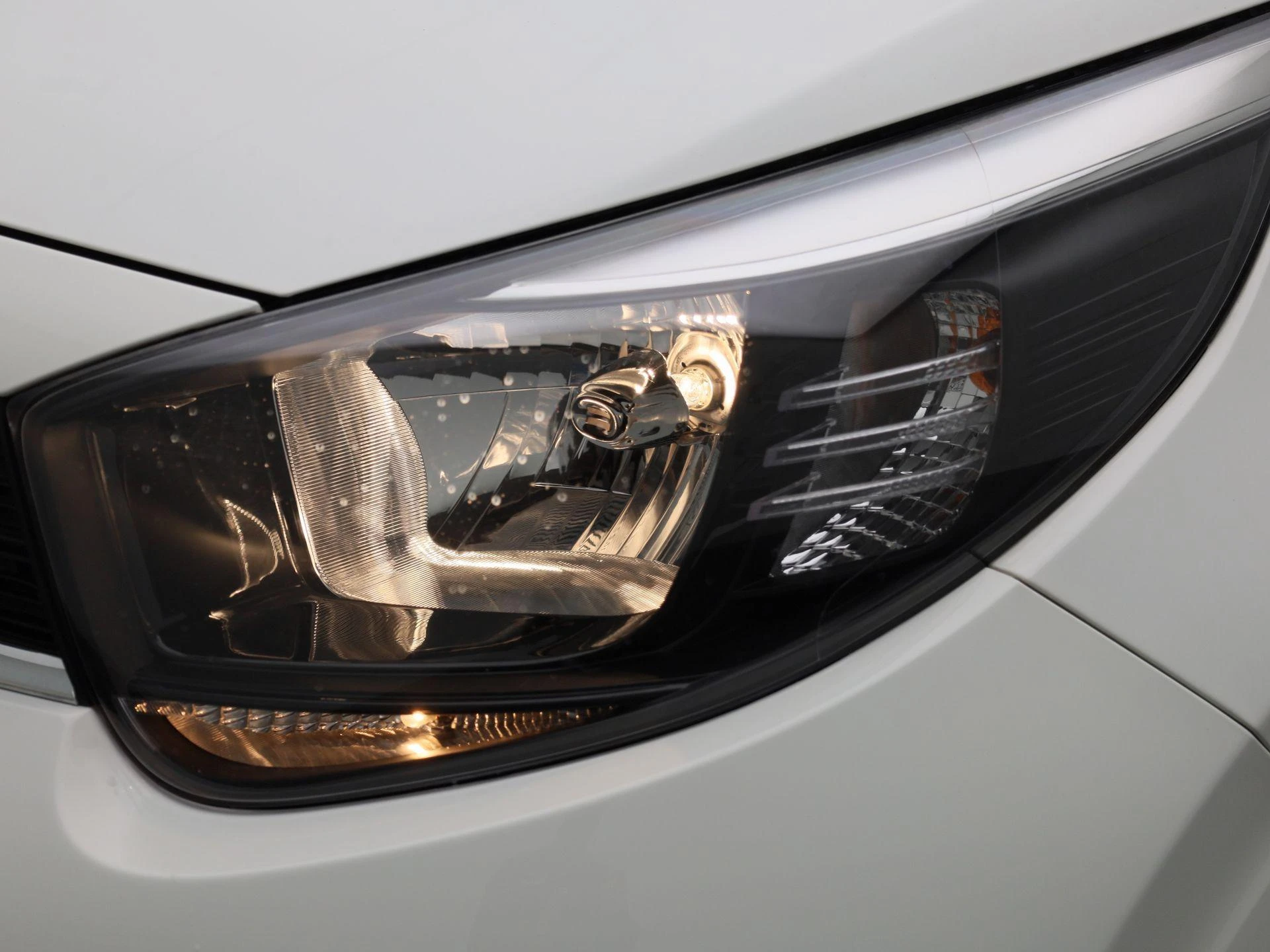 Kia-Picanto-image-13
