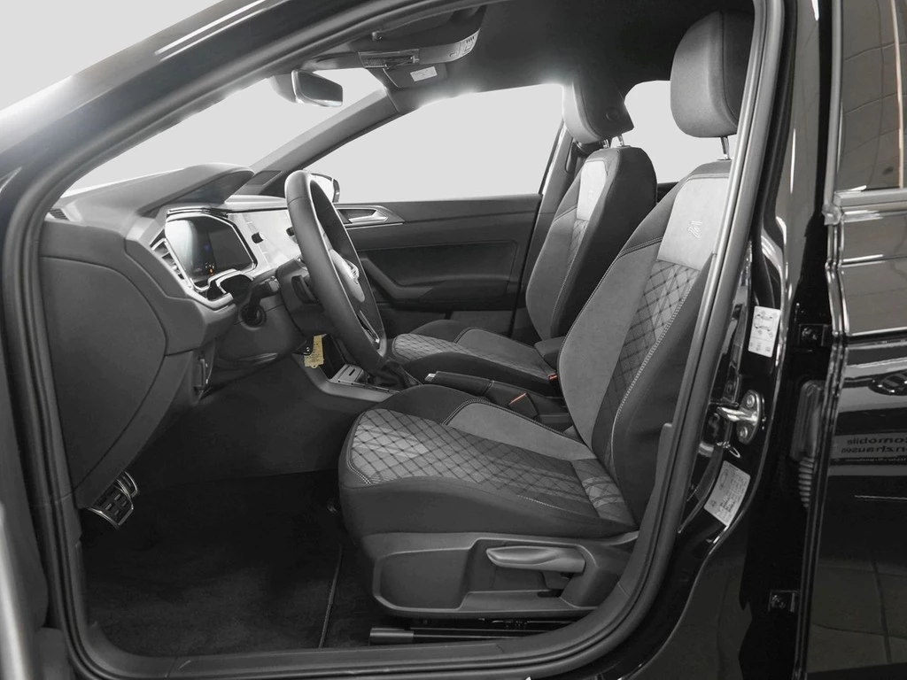 Volkswagen Polo R-Line DSG RearView
