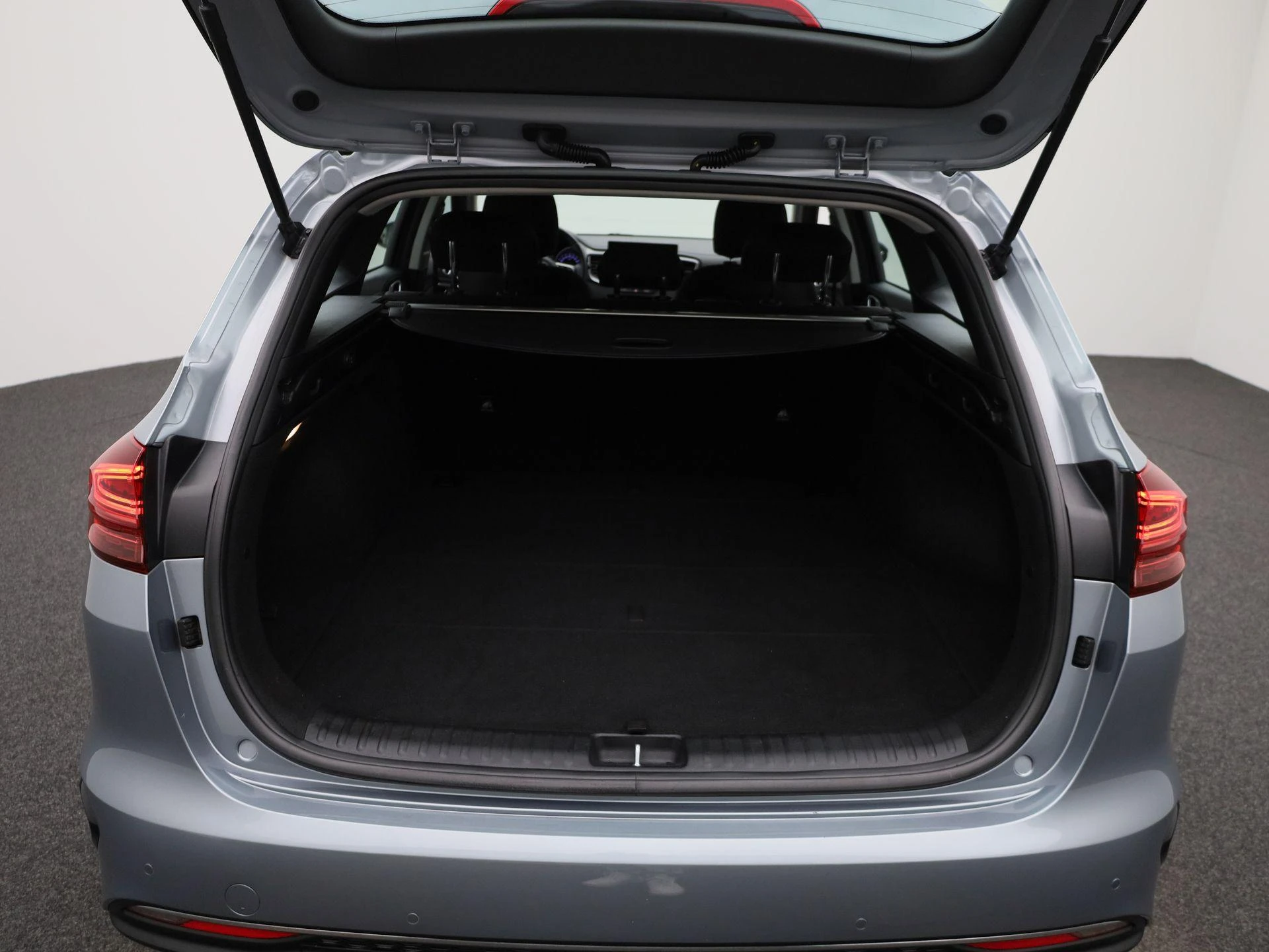 Kia-Ceed Sportswagon-image-12