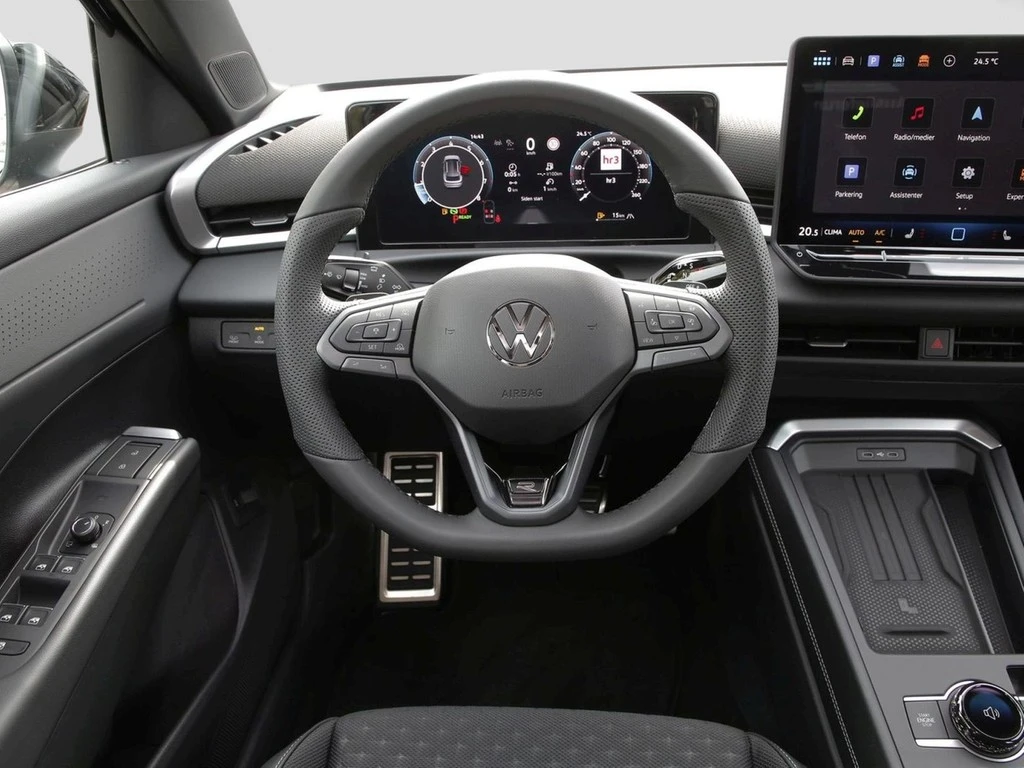 Volkswagen-T-Roc-image-15