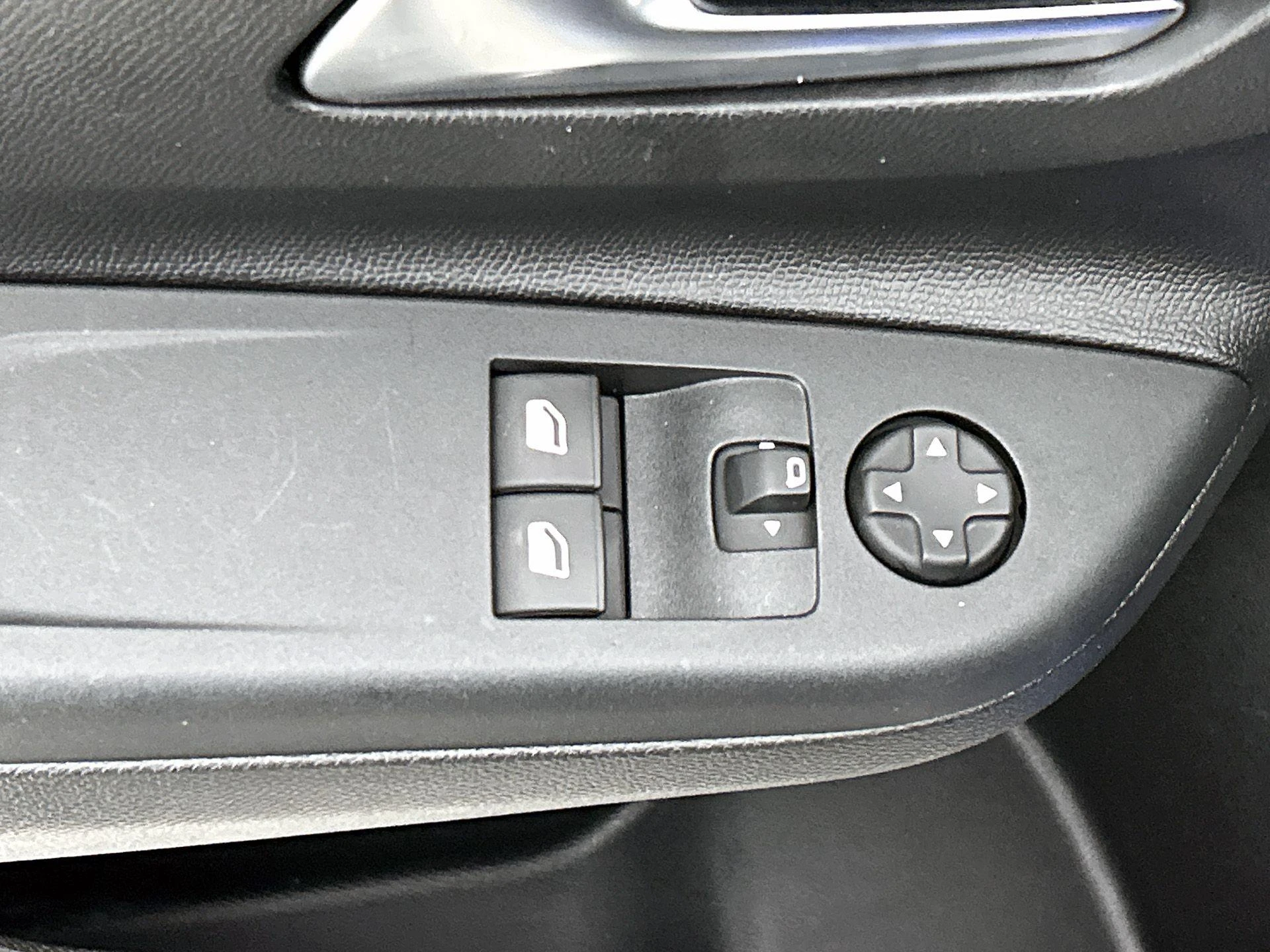 Opel-Corsa-image-31