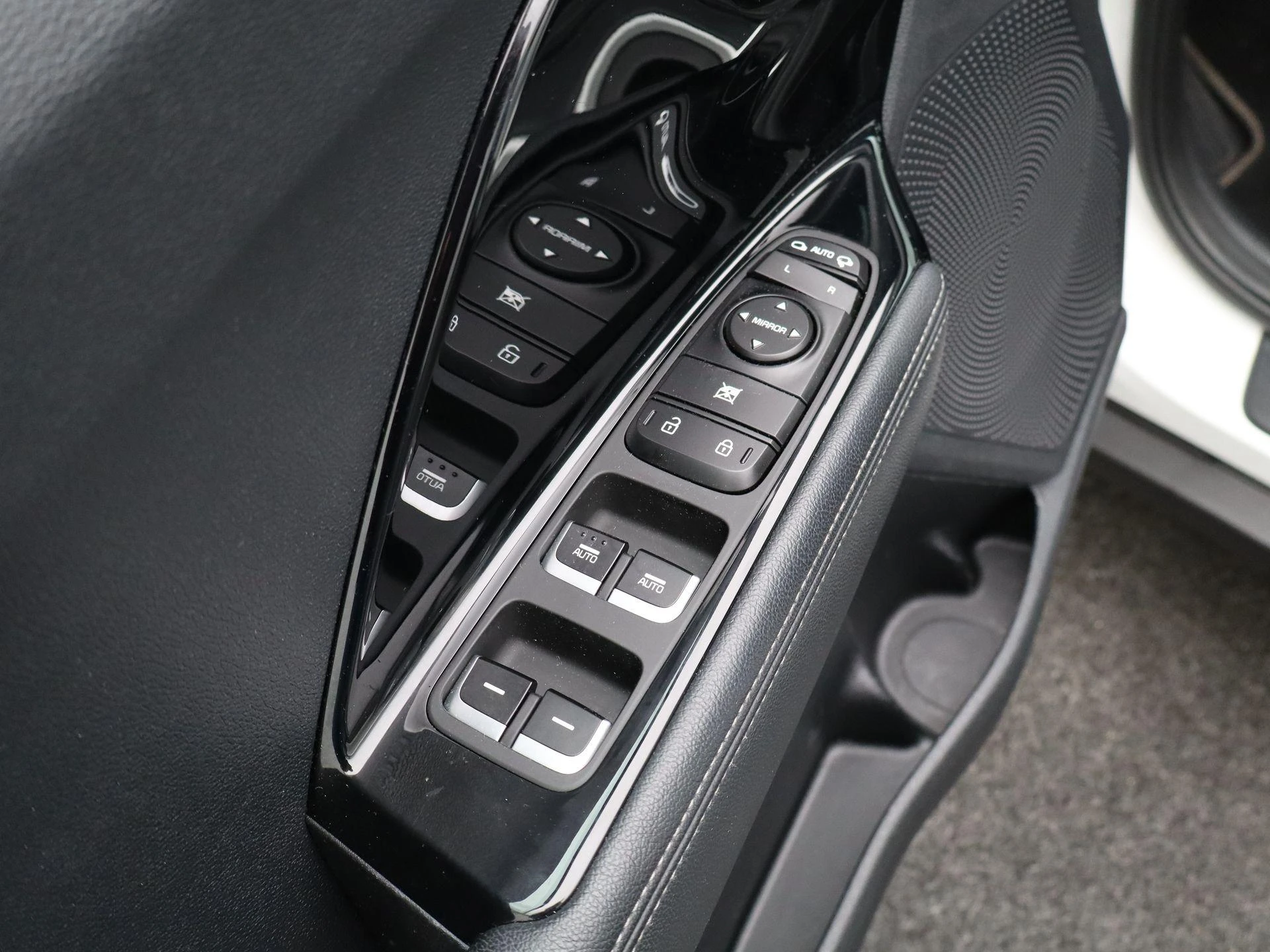Kia-Niro-image-25