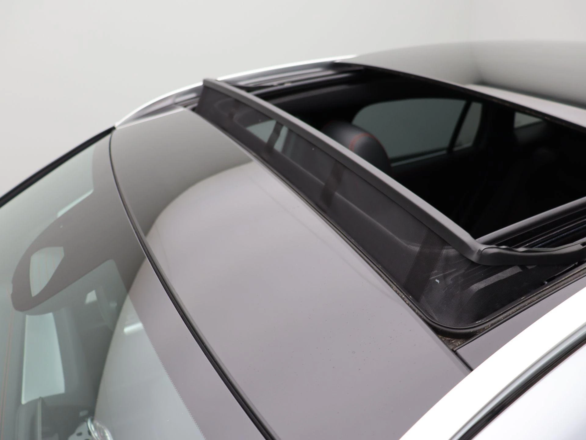 Mercedes-Benz EQA 250+ STAR EDITION + AMG + PANO DAK + BURMESTER + TREKHAAK + HEAD UP