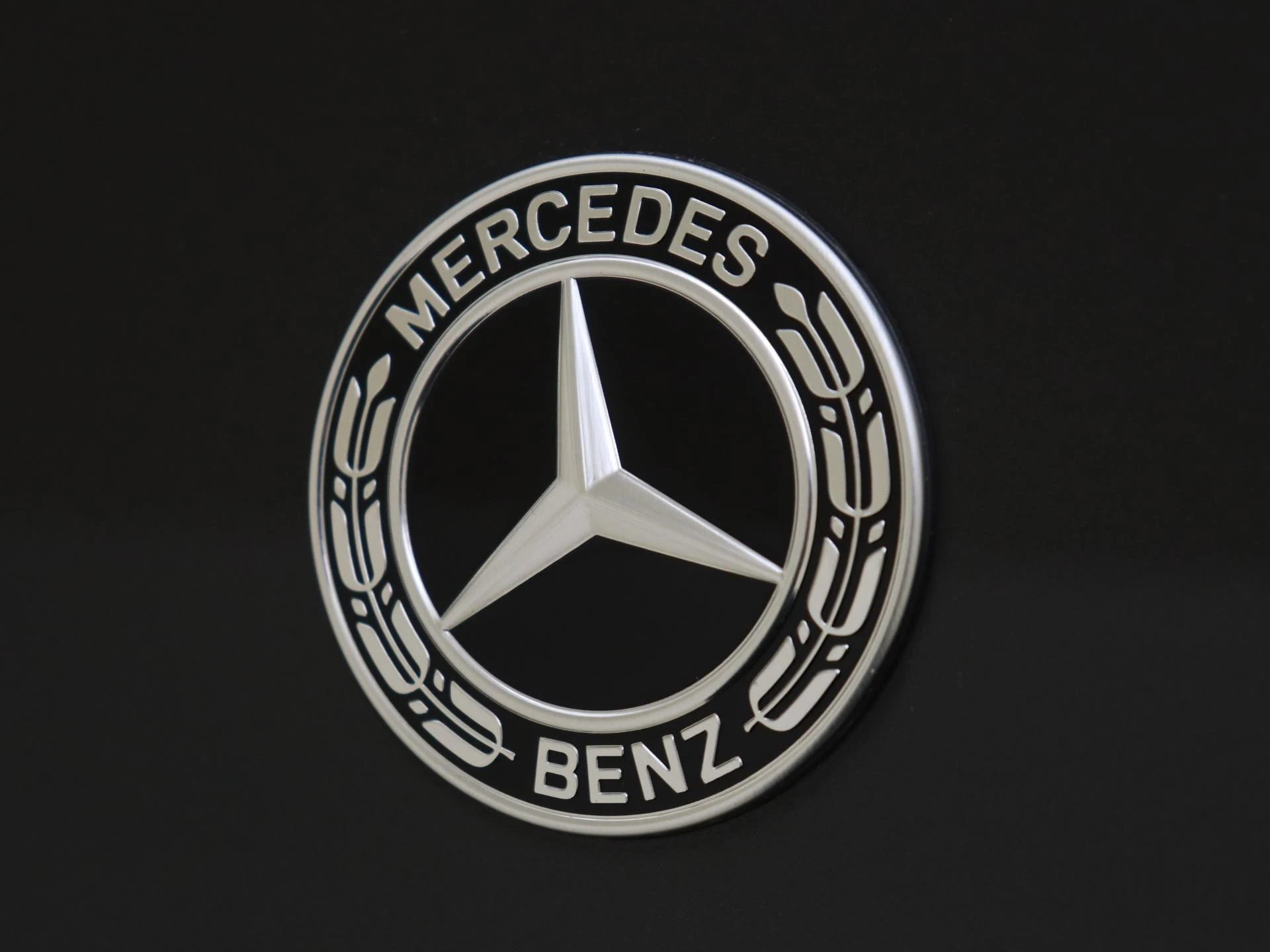 Mercedes-Benz-E-Klasse-image-28