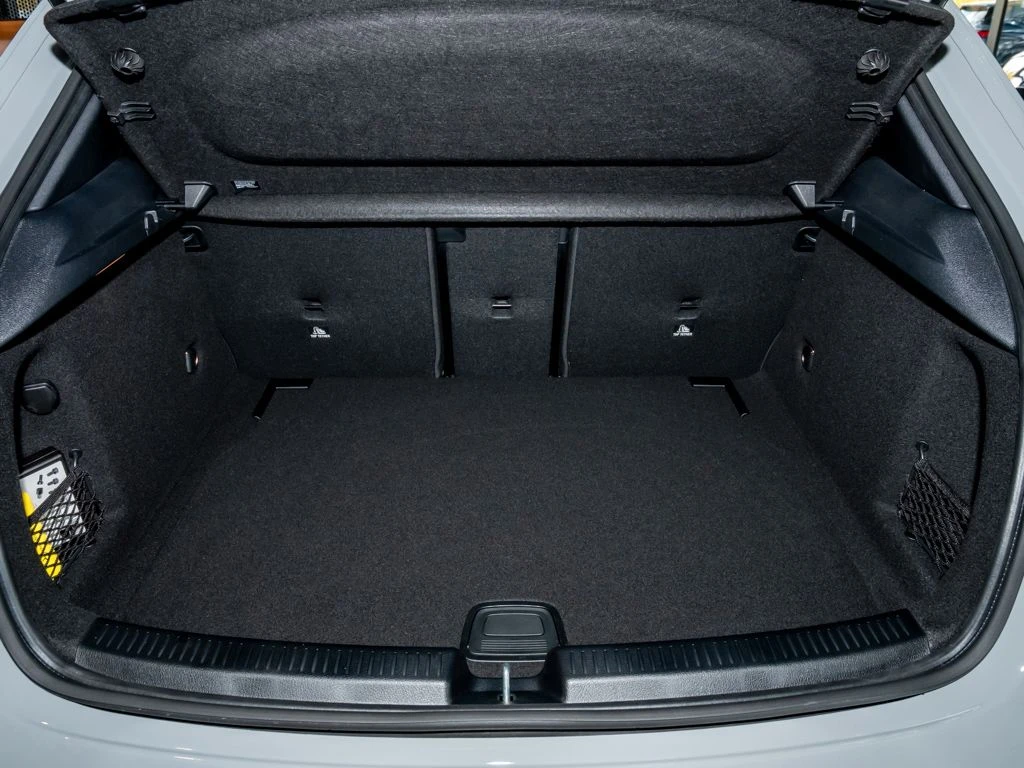 Mercedes-Benz-A-Klasse 200 d-image-14