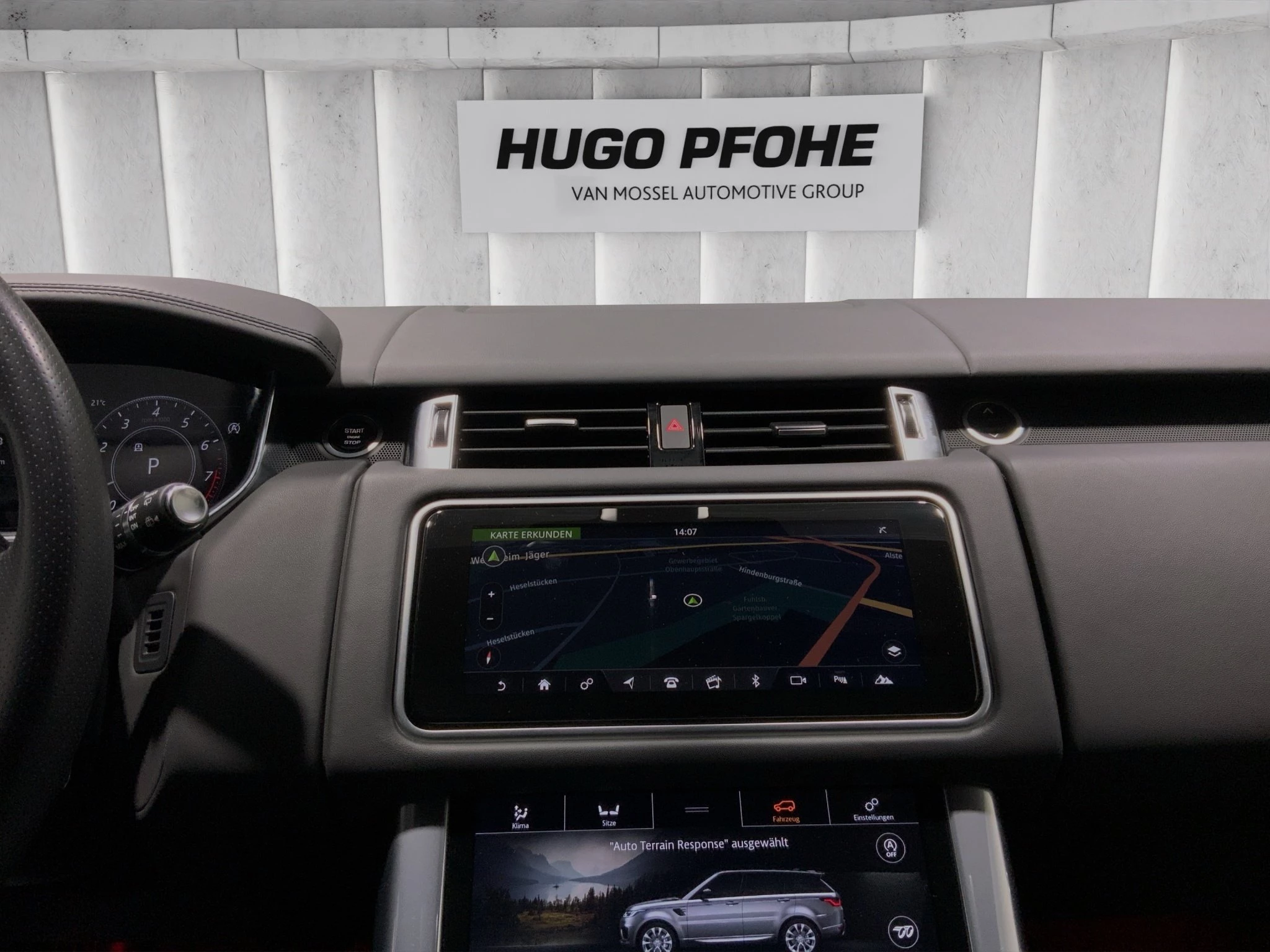 Land Rover-Range Rover Sport-image-14