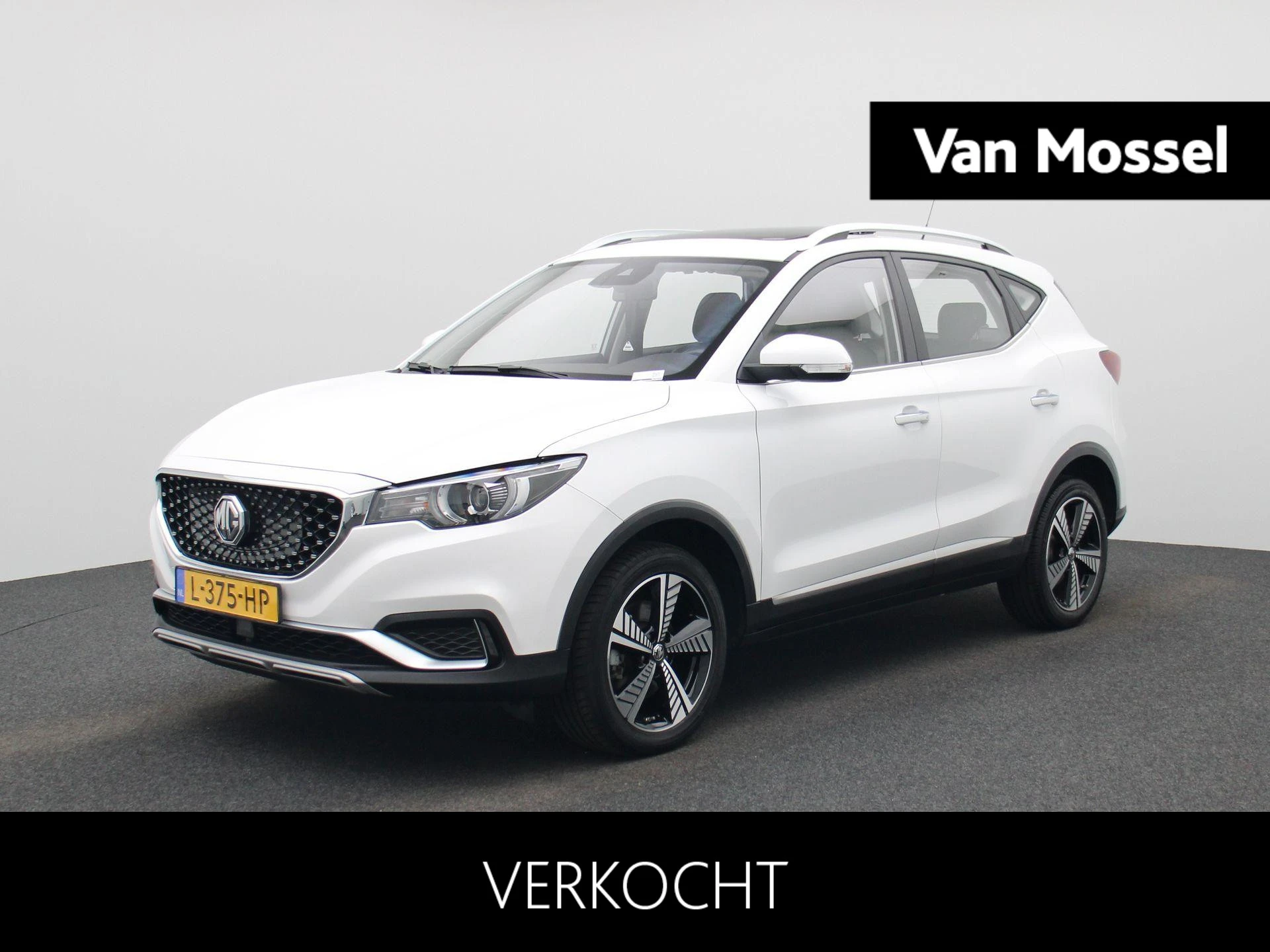MG-ZS EV-image-0