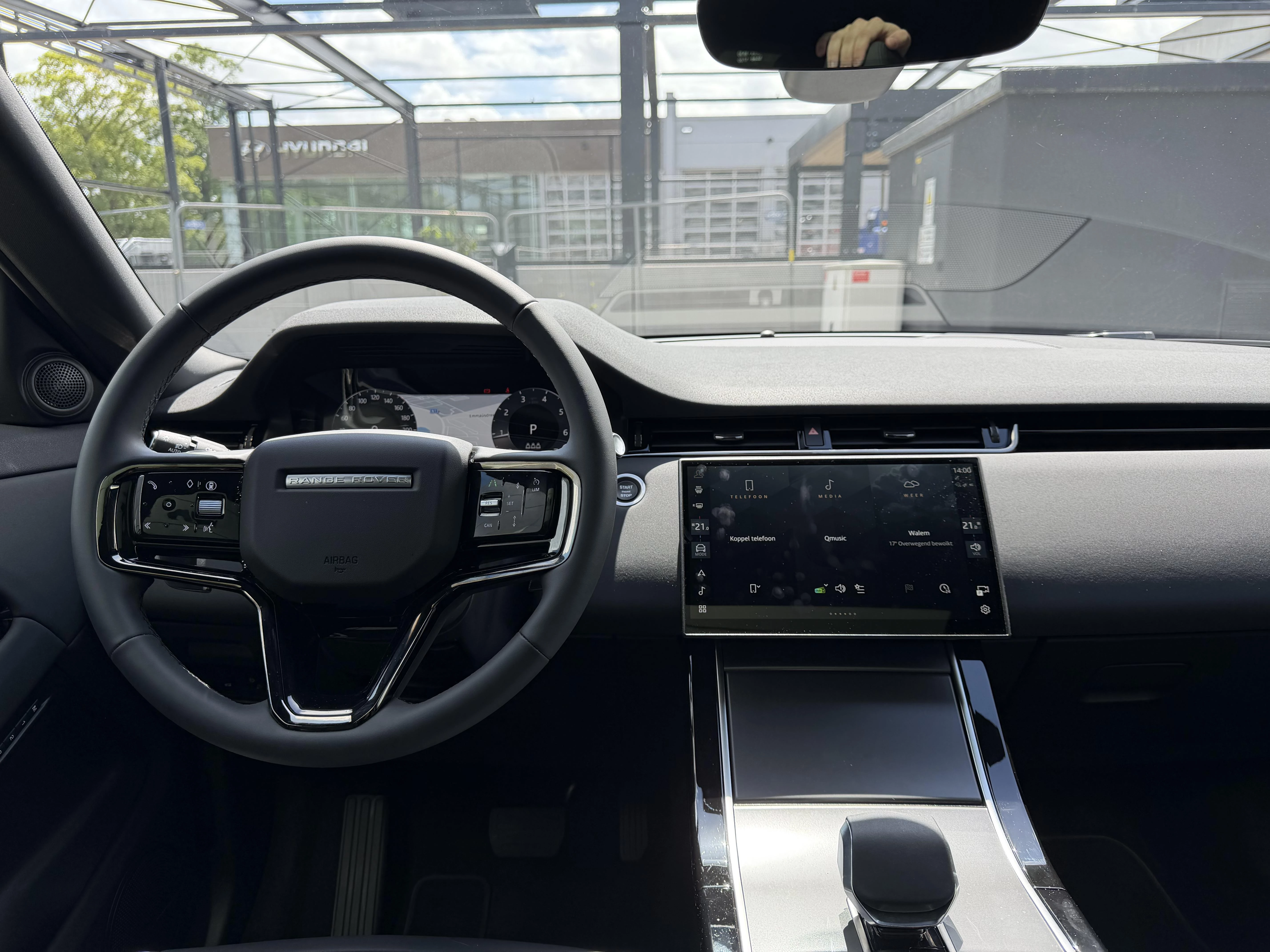 Land Rover Range Rover Evoque P160 S FWD Auto. 26.5MY