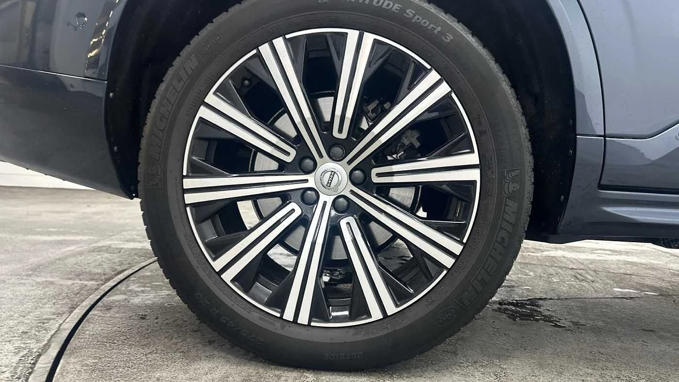 Volvo-XC90-image-7