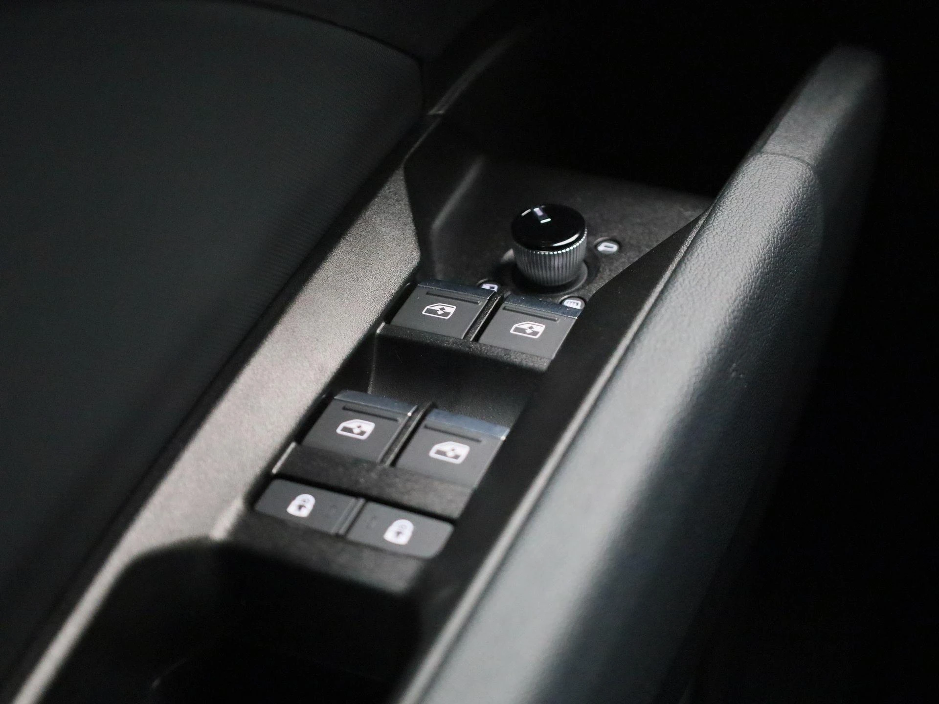 Audi-Q4 Sportback e-tron-image-35